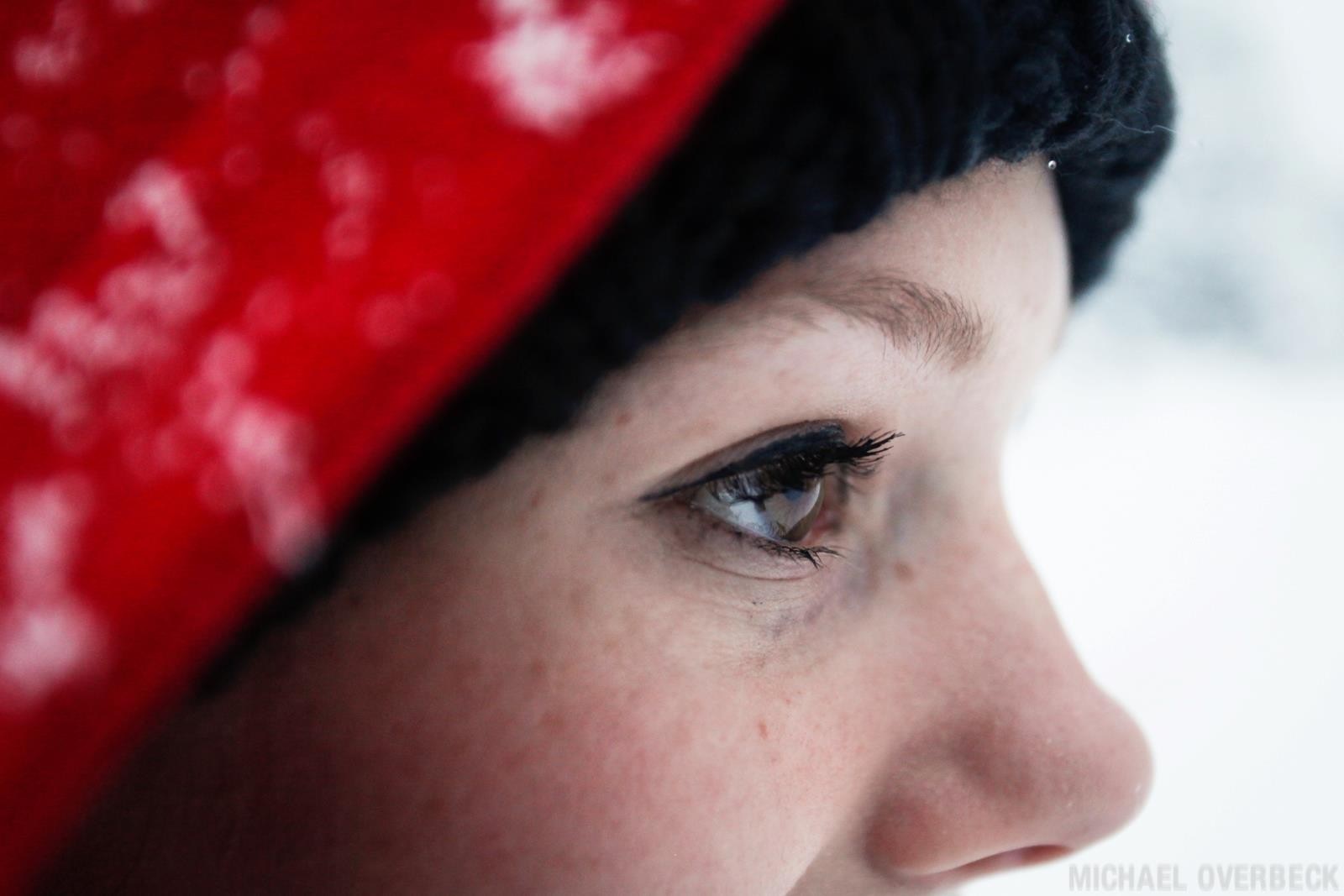 Close up of a woman's eye and face HD Wallpaper