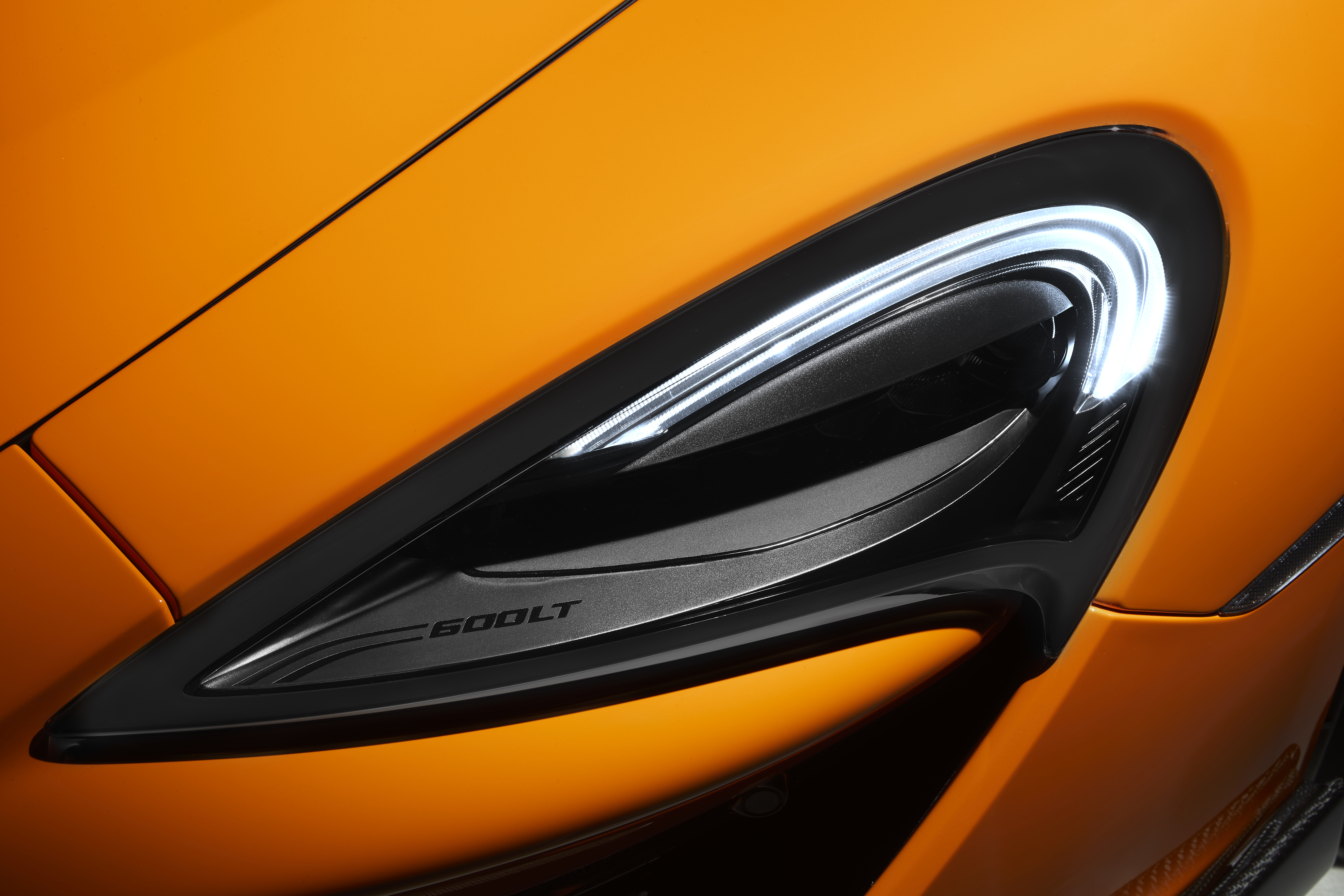 McLaren 600LT headlight detail HD Wallpaper