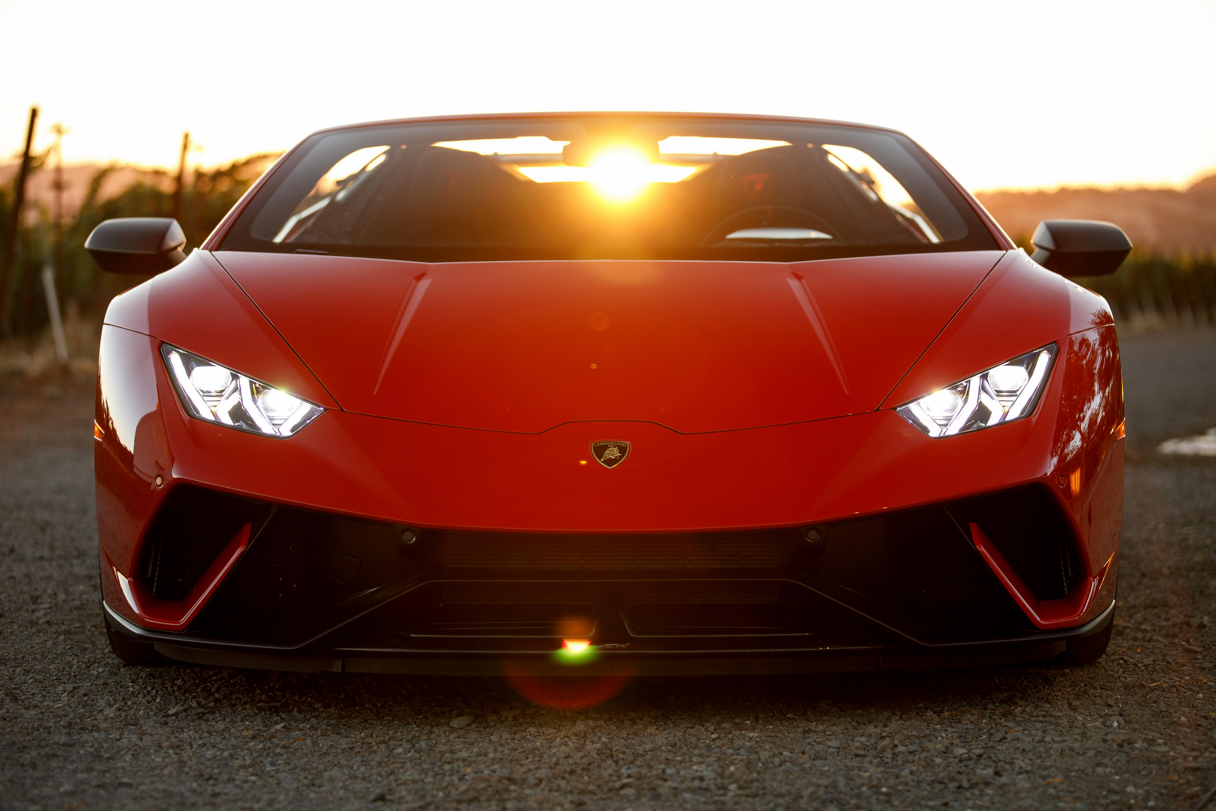 4K Lamborghini Huracan Performante Spyder at Sunset HD Wallpaper