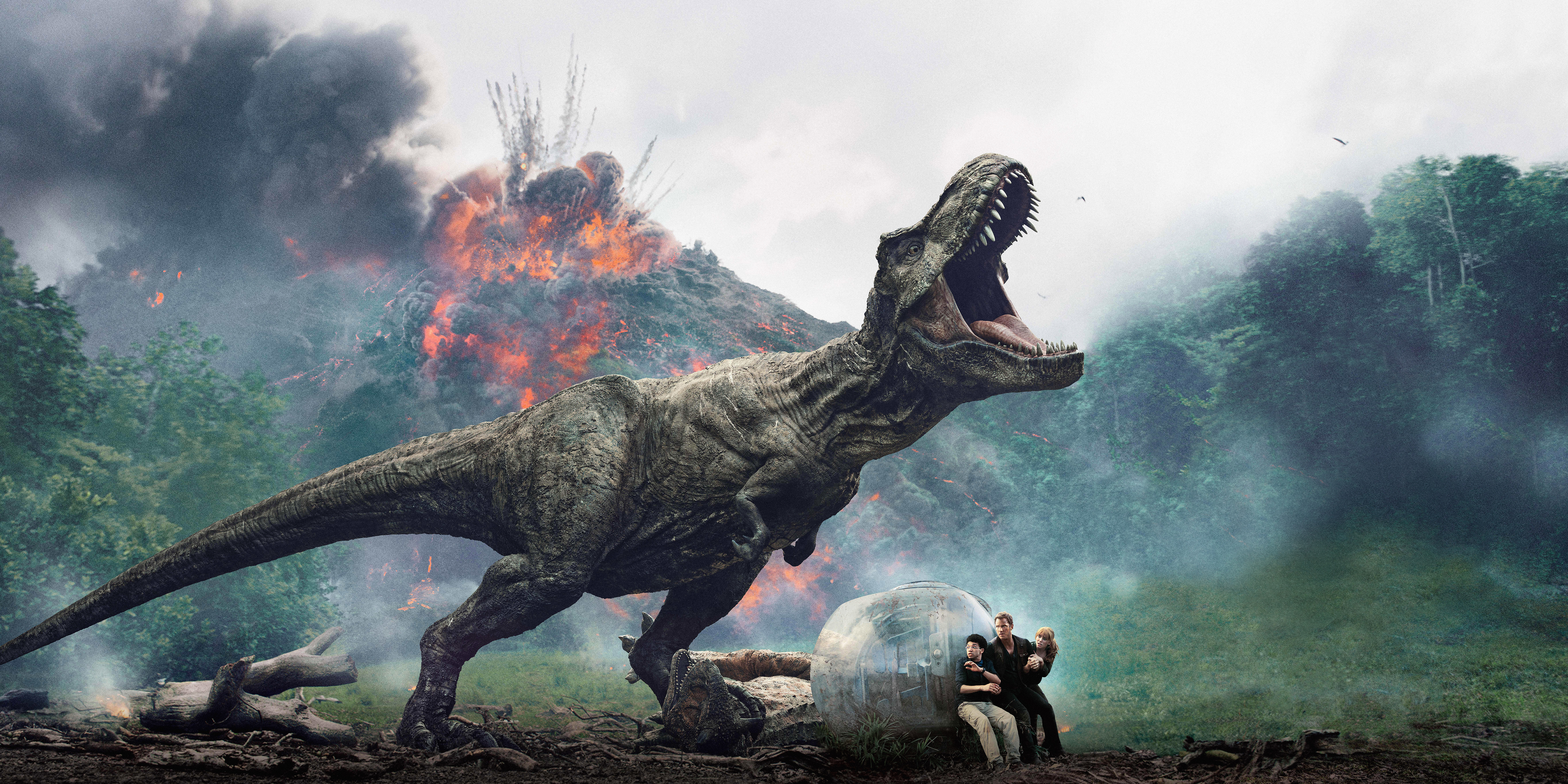 Tyrannosaurus Rex attacking near explosion in Jurassic World HD Wallpaper