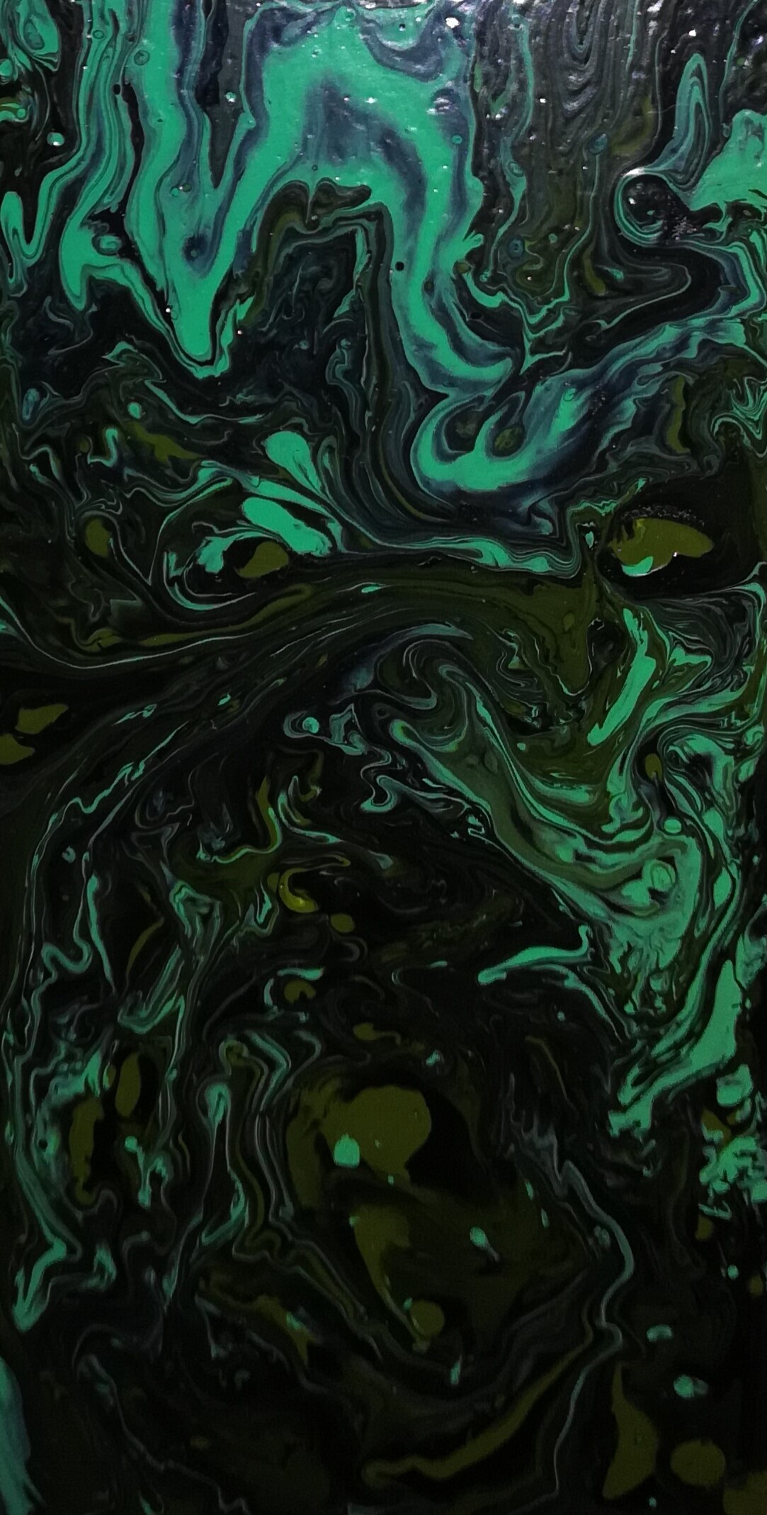 Abstract dark green and black fluid art HD Phone Wallpaper