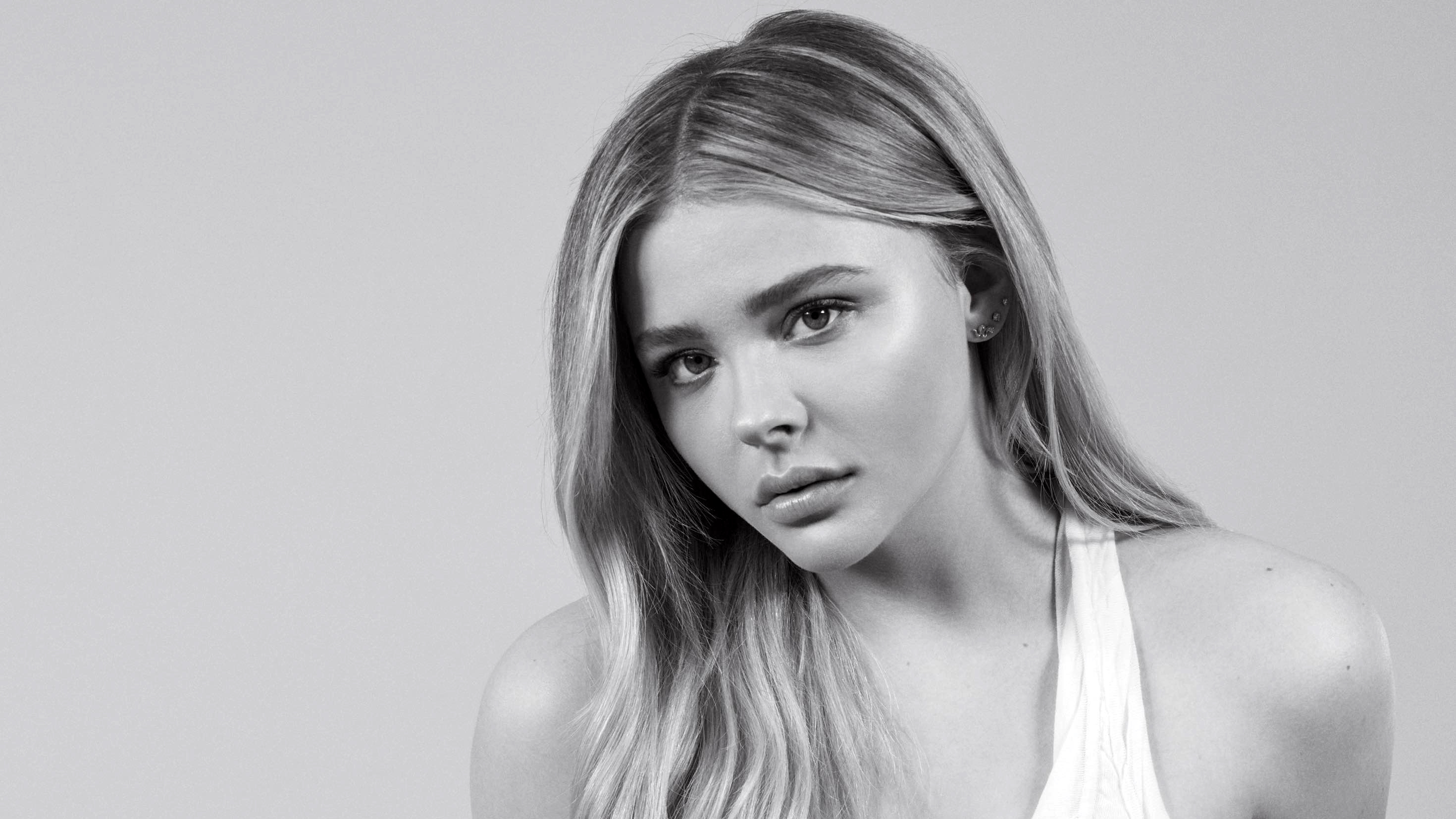 Chloe Grace Moretz from V Magazine HD Wallpaper