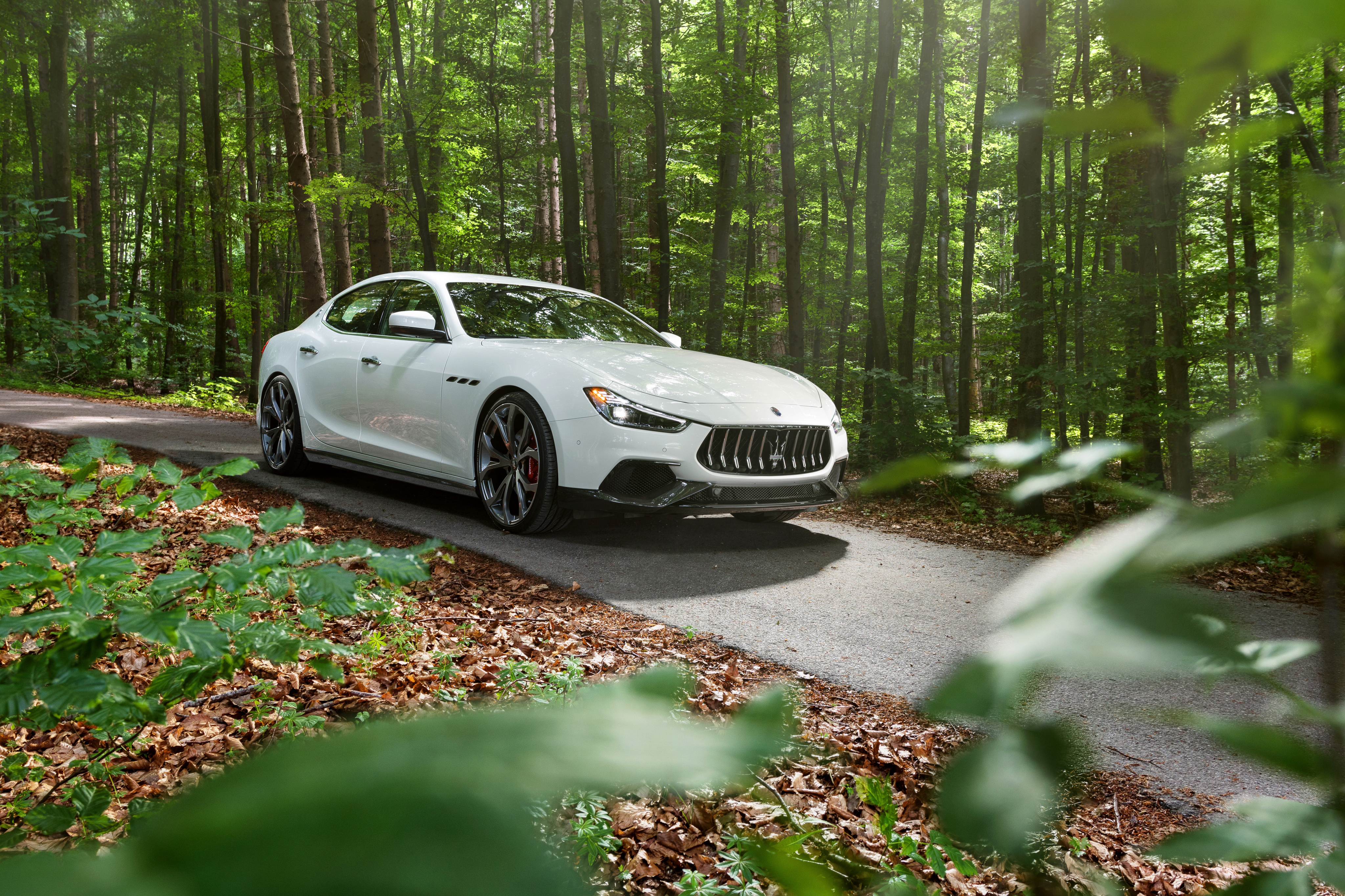 4K Novitec Maserati Ghibli GranSport in Forest HD Wallpaper