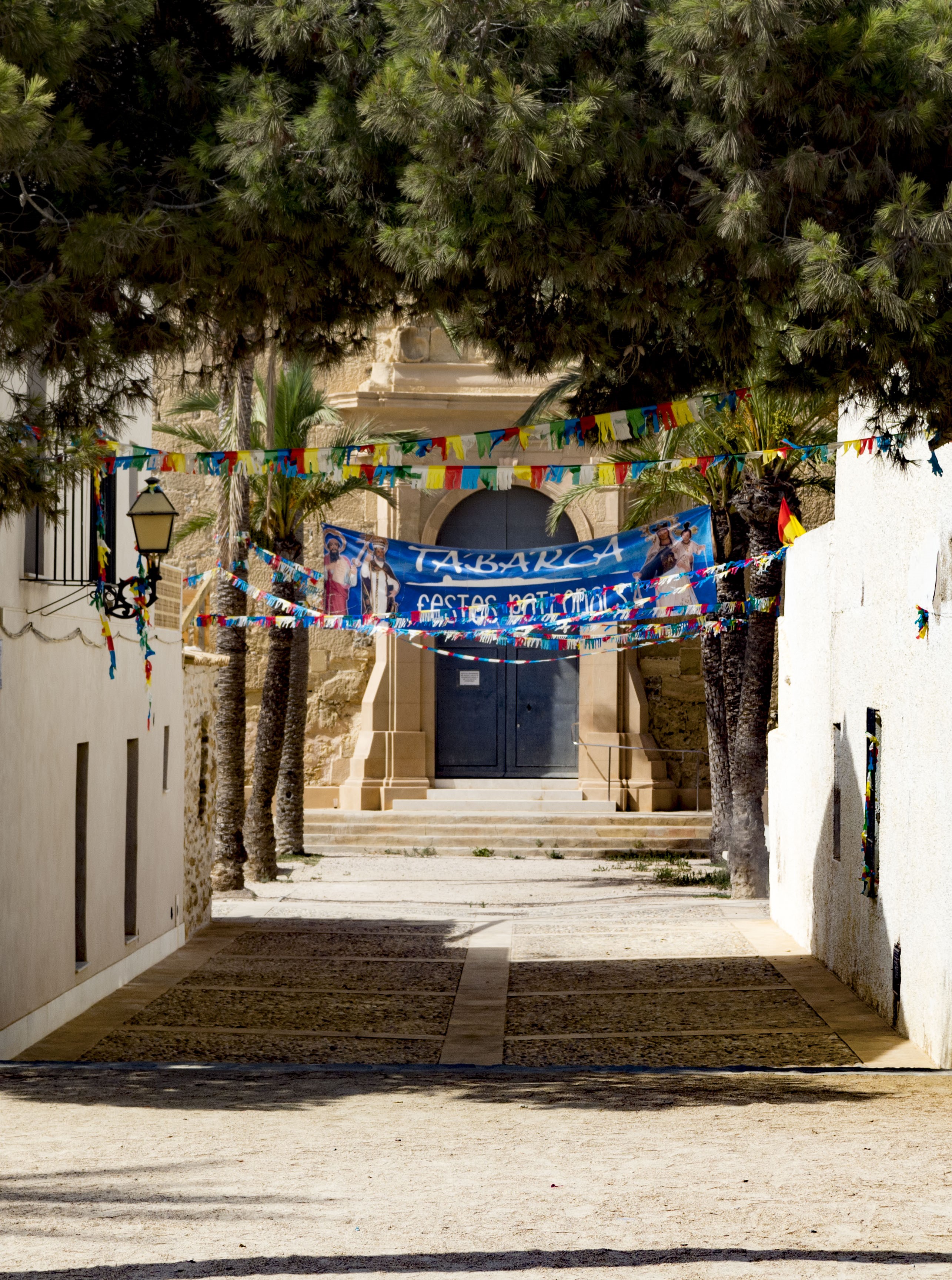 Tabarca Fiestas Patronales banner hanging in street HD Phone Wallpaper