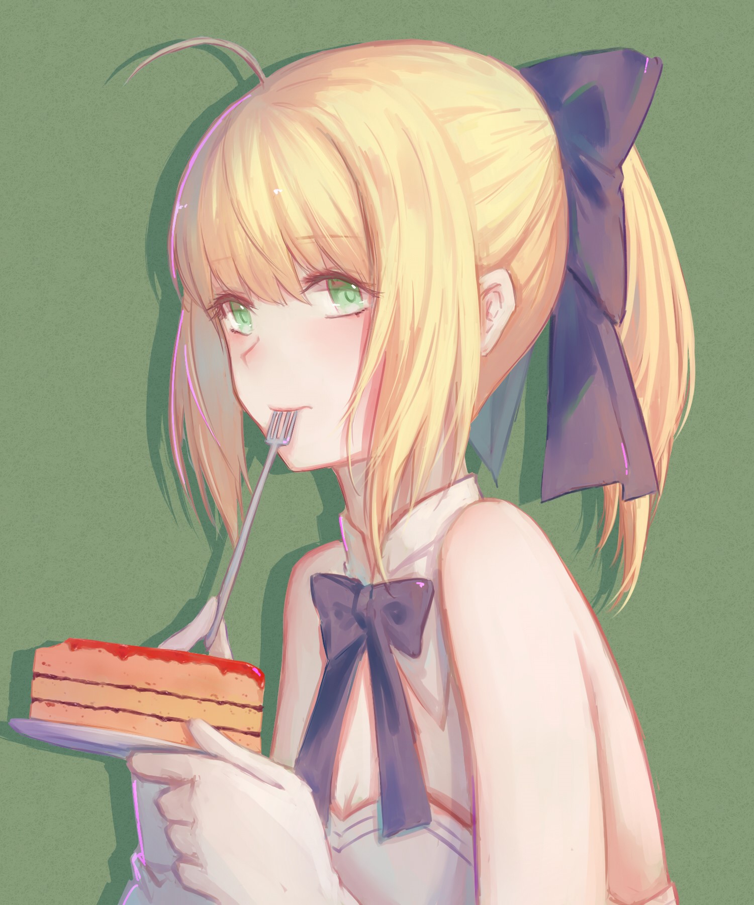 Artoria Pendragon from Fate/Stay Night eating cake HD Phone Wallpaper