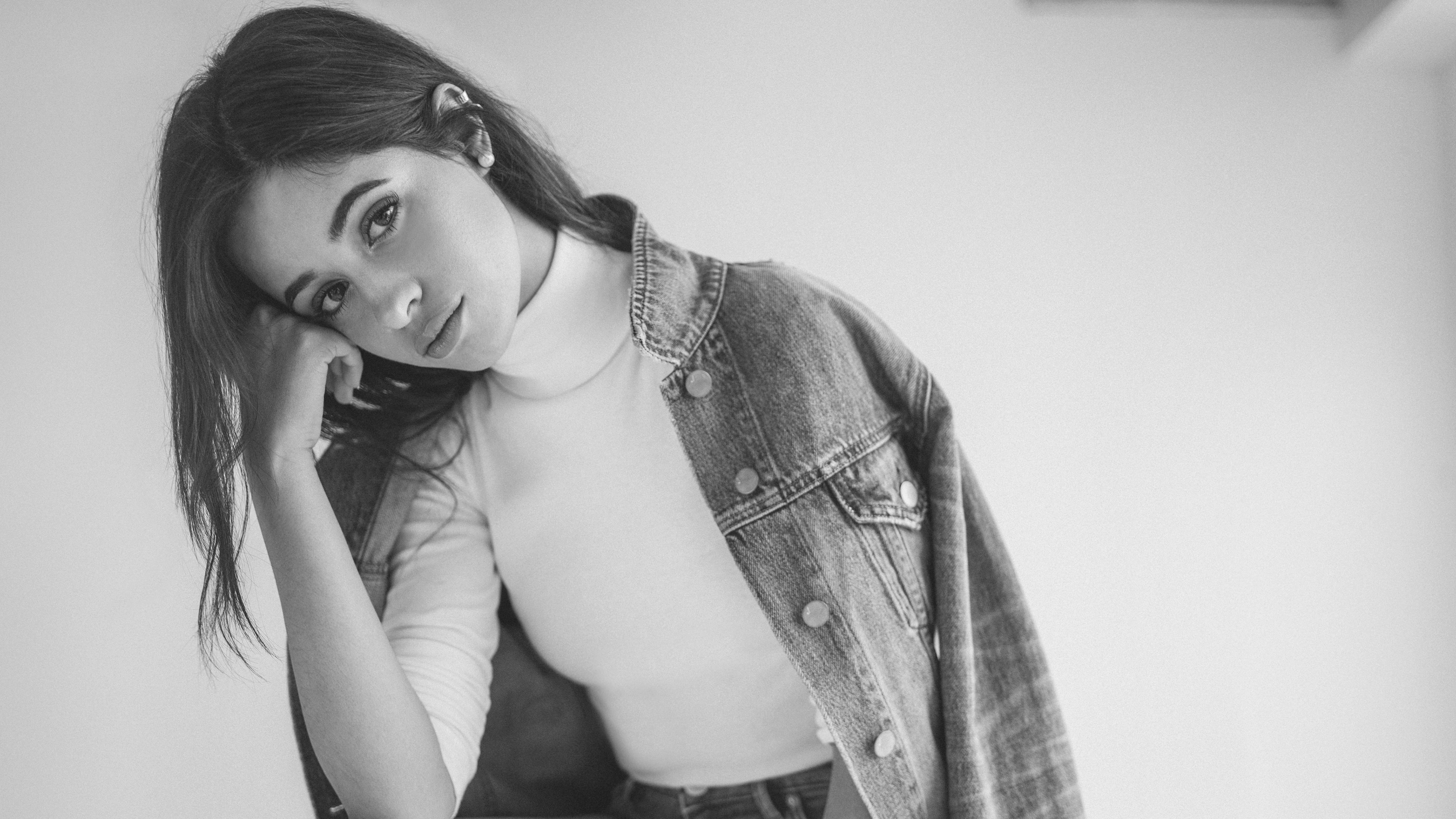 Camila Cabello HD Wallpaper