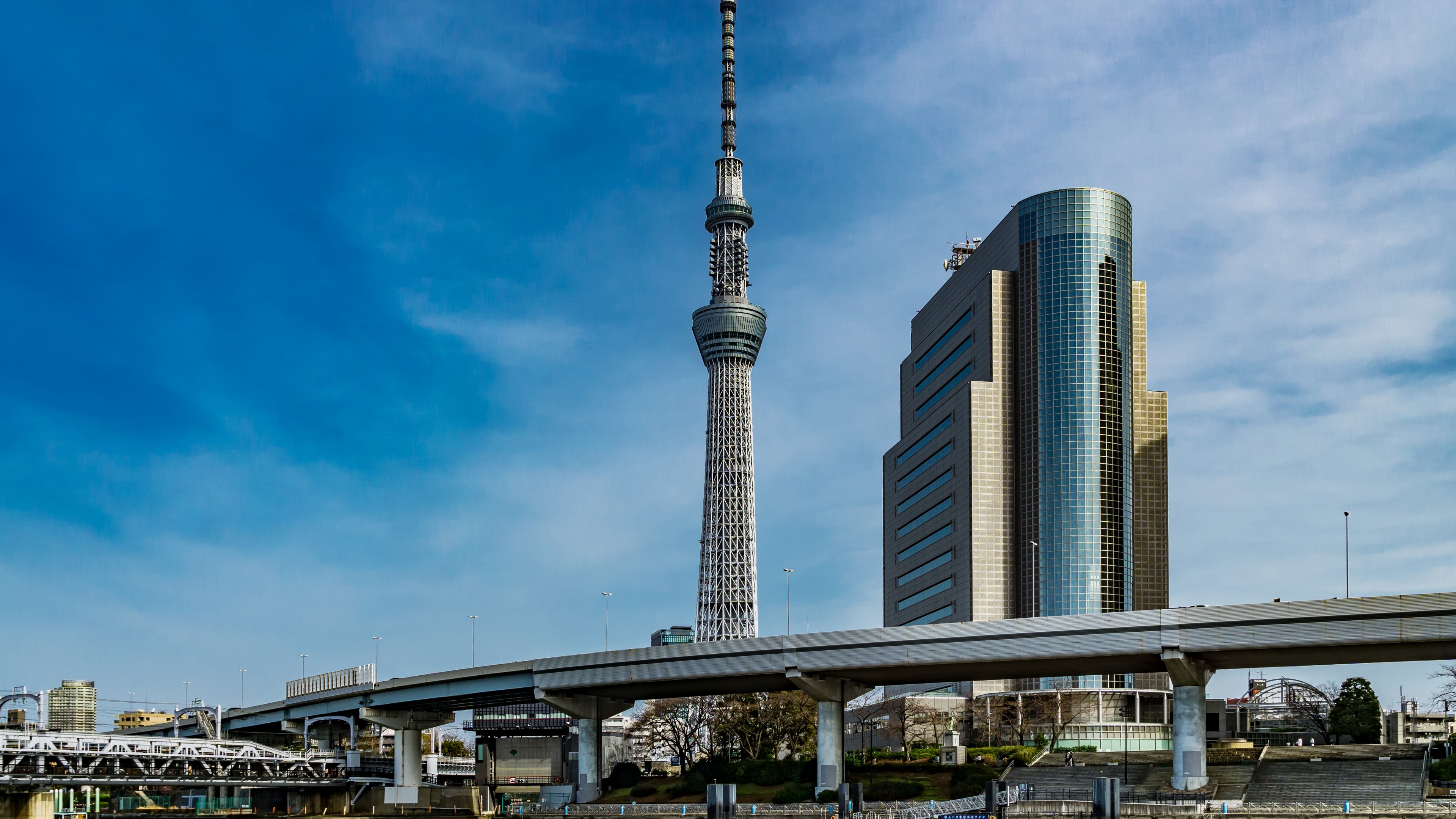 Tokyo Skytree and modern buildings with bridges HD Wallpaper