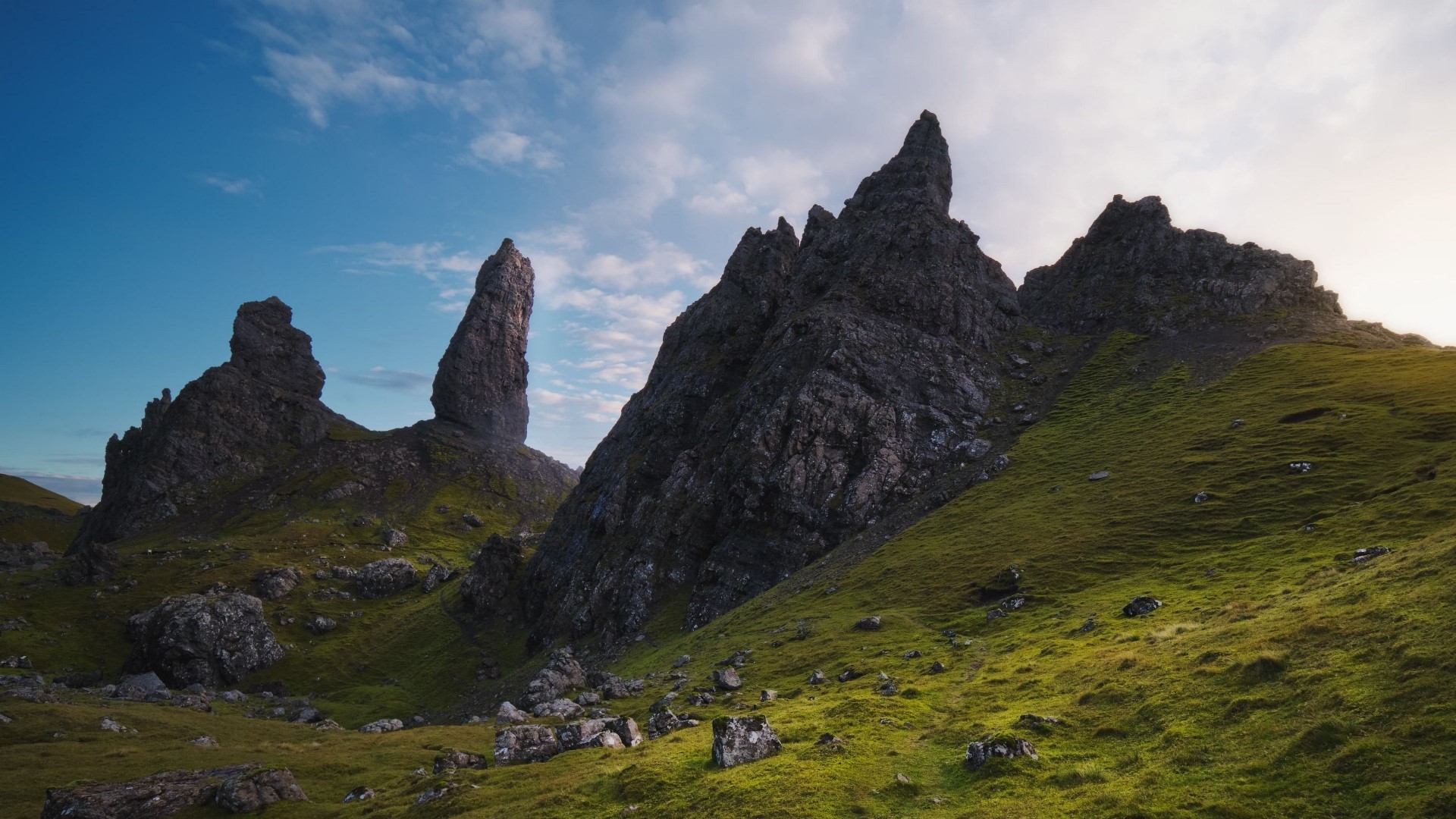 The Old Man of Storr, Scotland HD Wallpaper