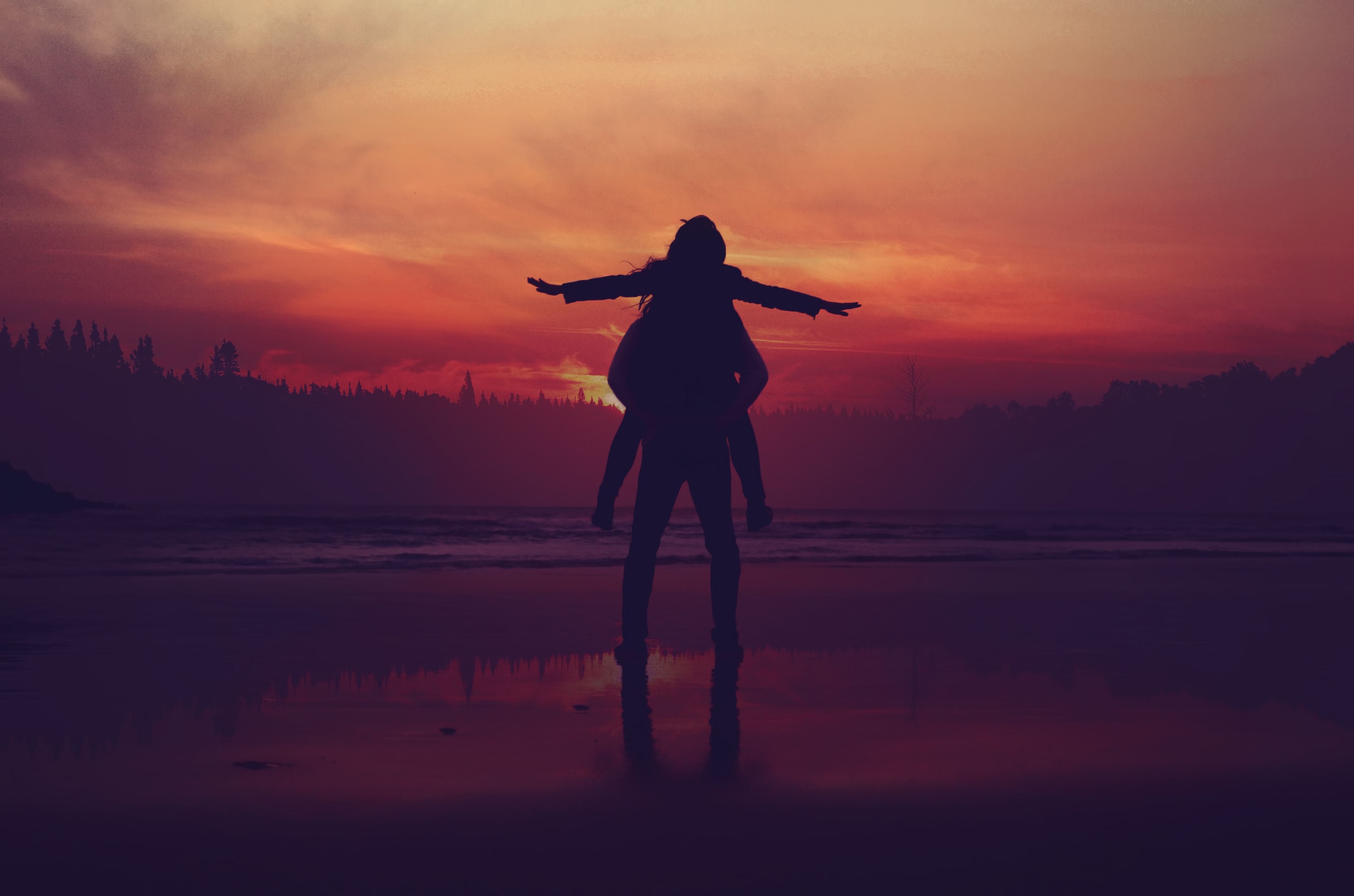Couple silhouette at sunset HD Wallpaper