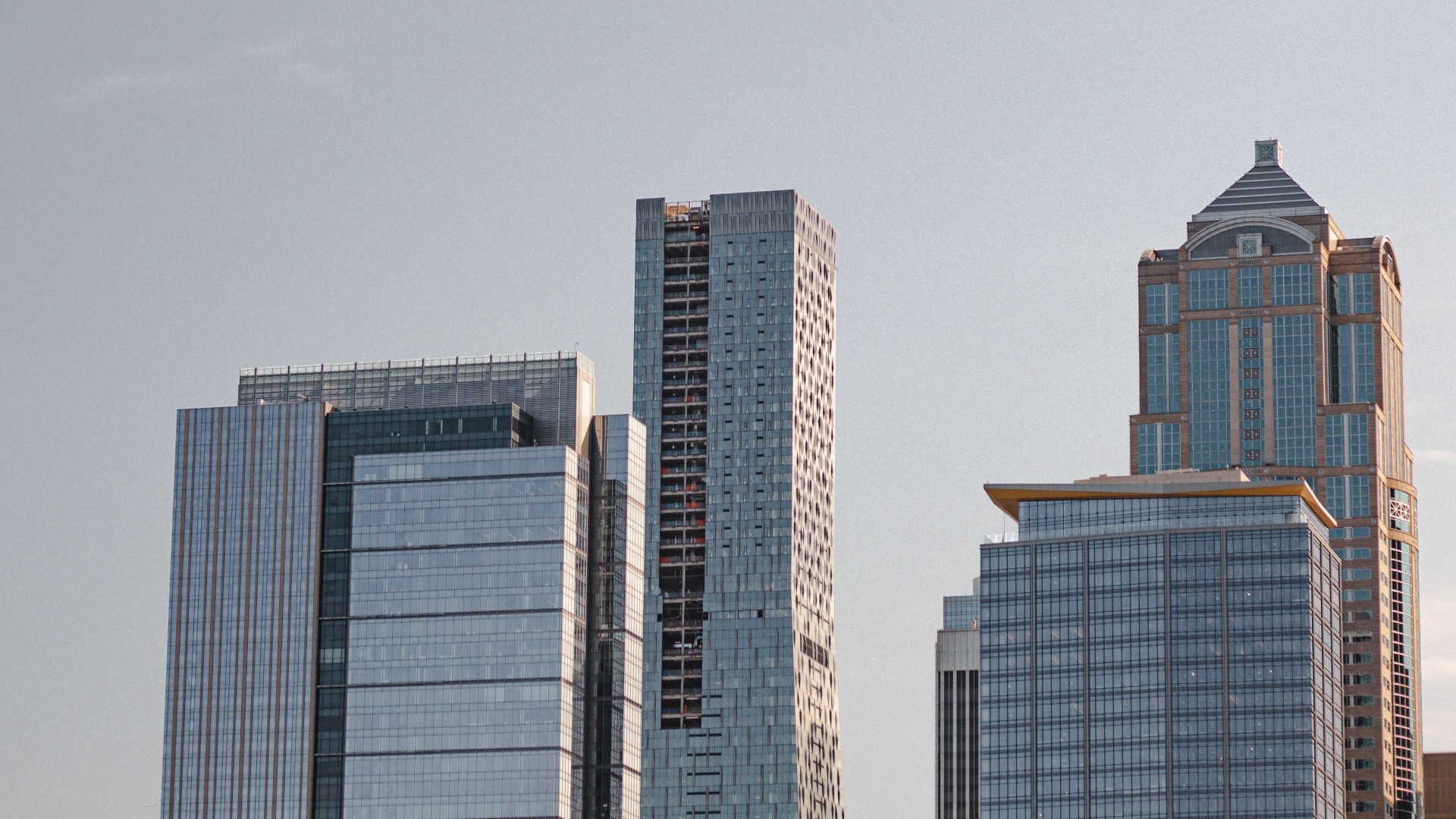 Skyscrapers in a City HD Wallpaper