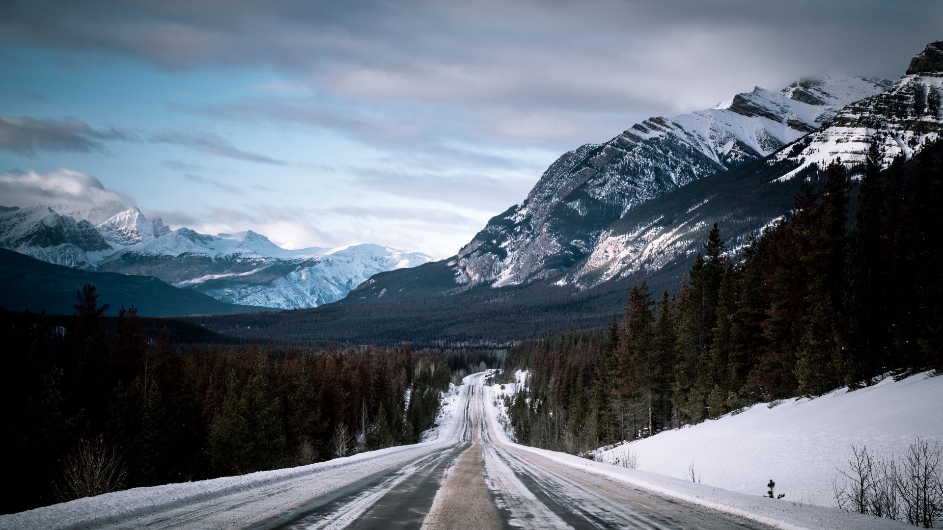 Snowy Mountain Road HD Wallpaper