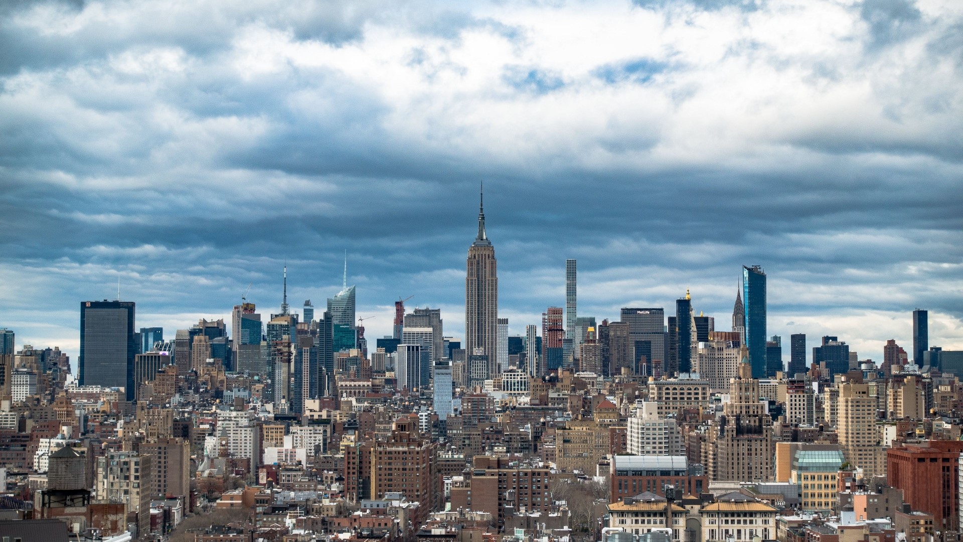 New York City Skyline with Empire State Building HD Wallpaper