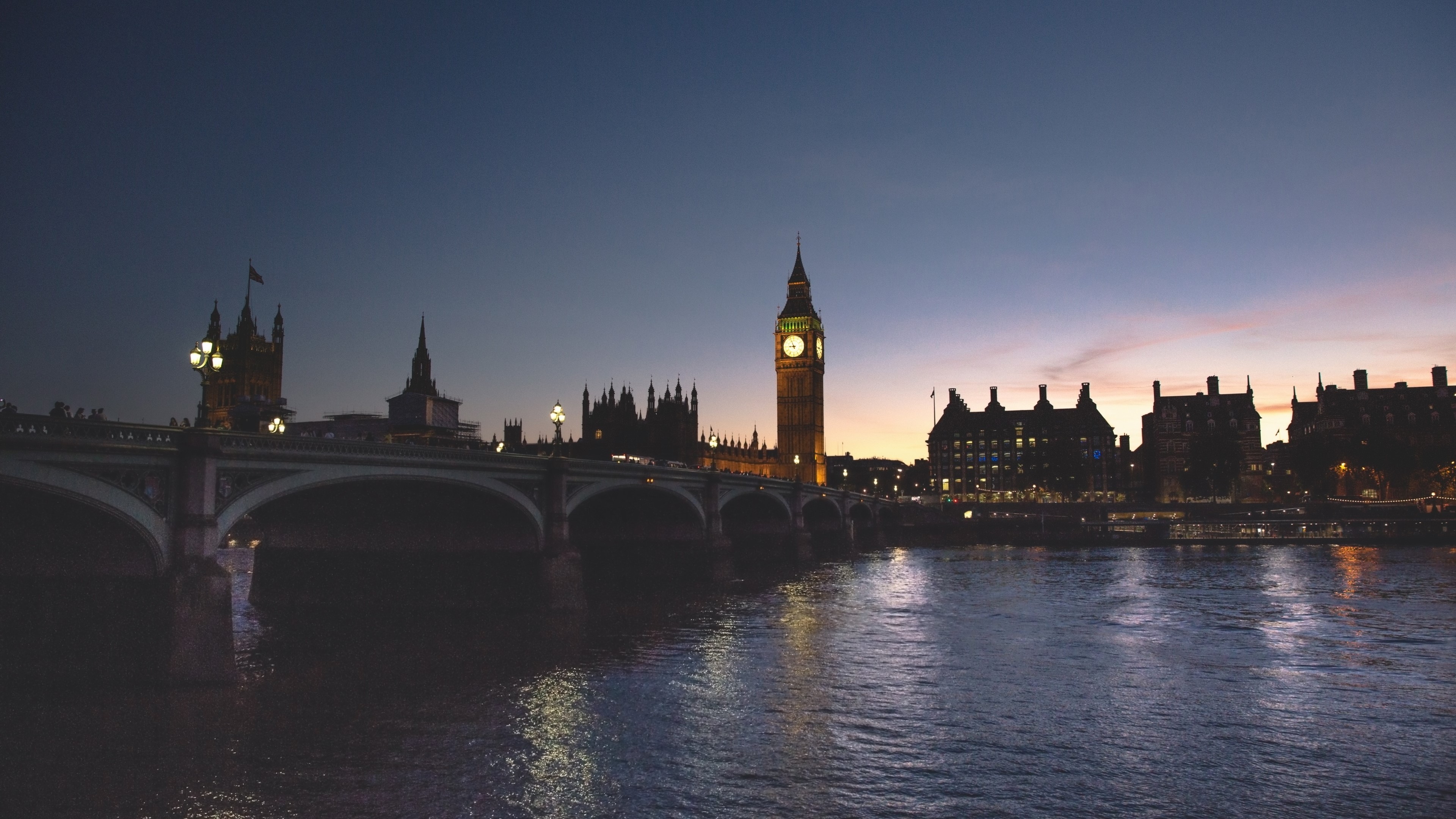 4K London Night Skyline with Big Ben HD Wallpaper