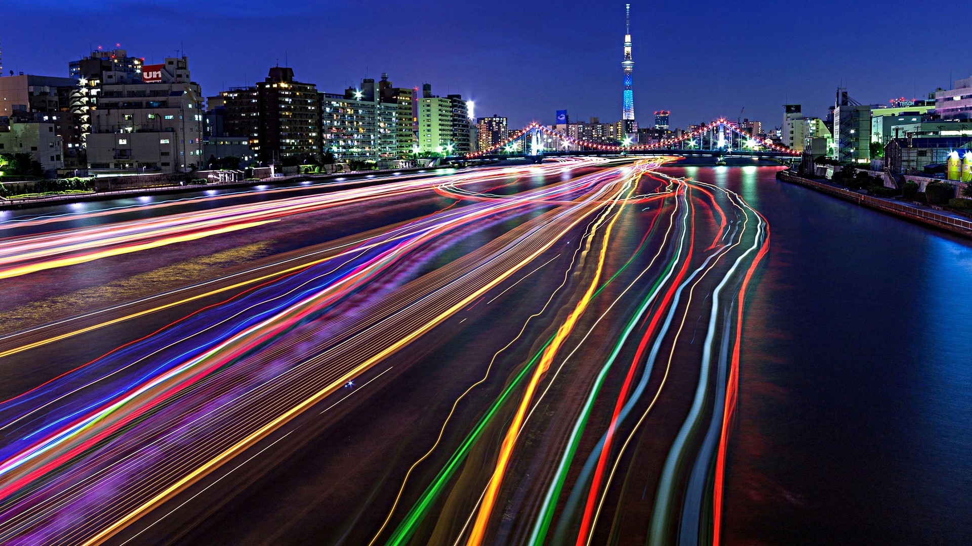 Night city river with light trails and Tokyo Skytree HD Wallpaper
