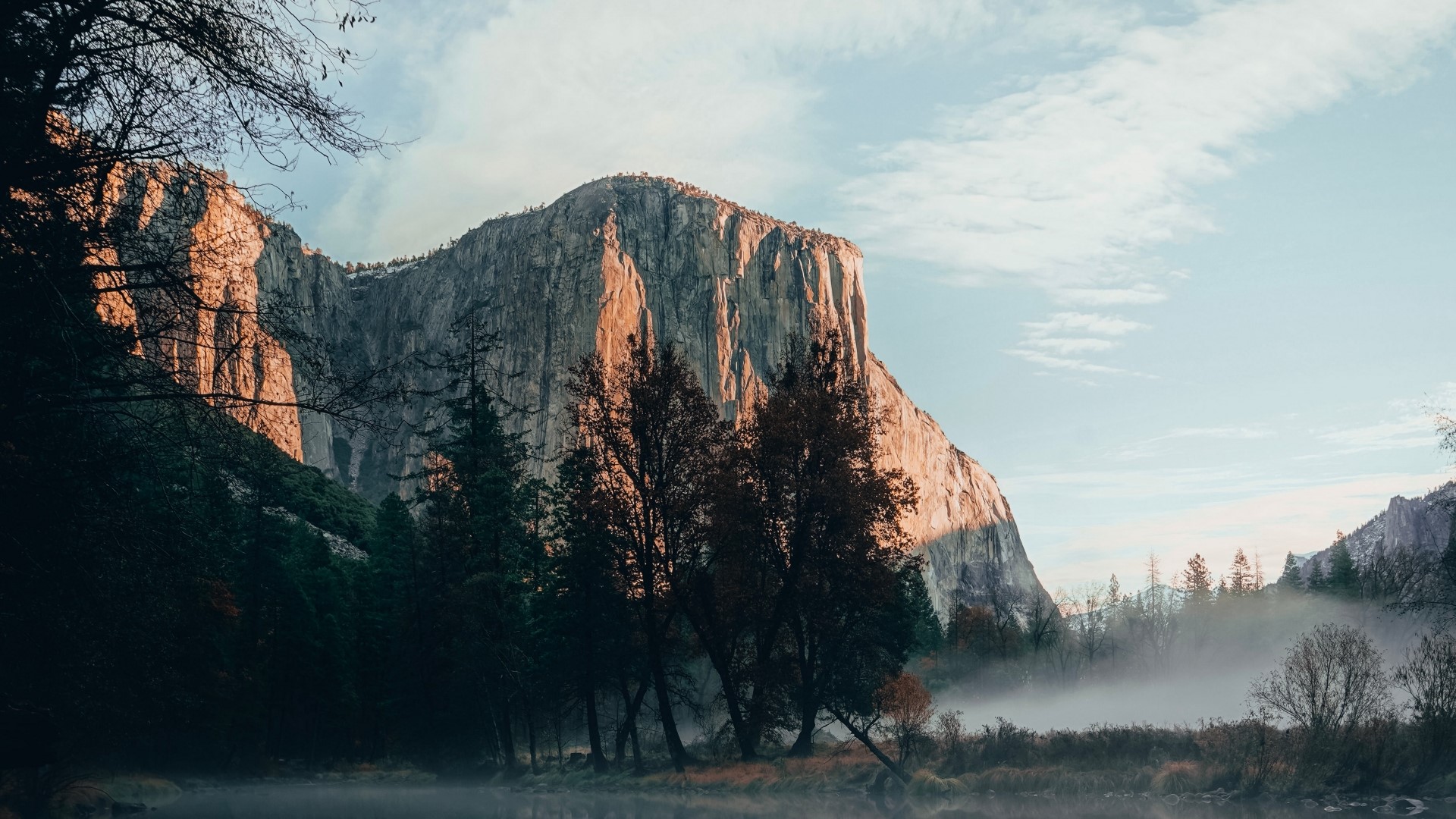 El Capitan rock formation in Yosemite National Park HD Wallpaper