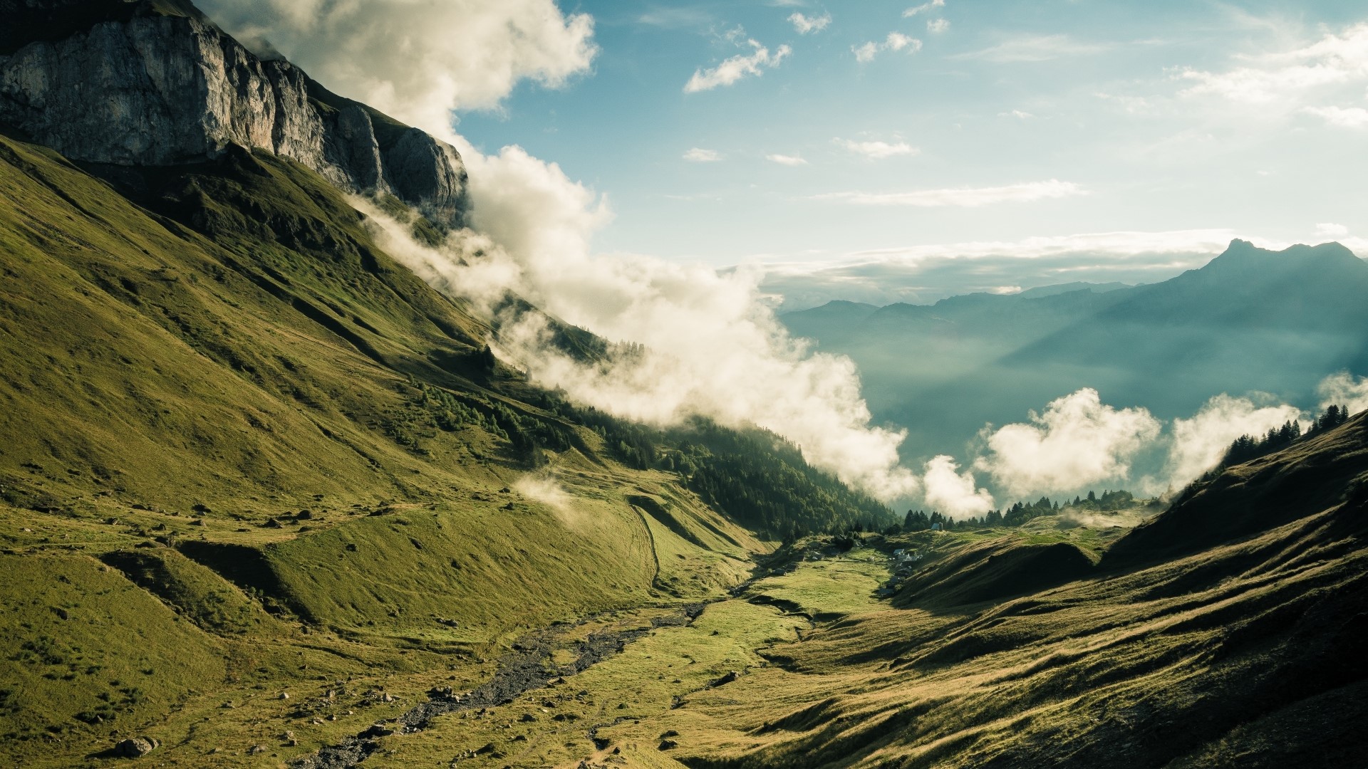 Valley with mountains and clouds HD Wallpaper
