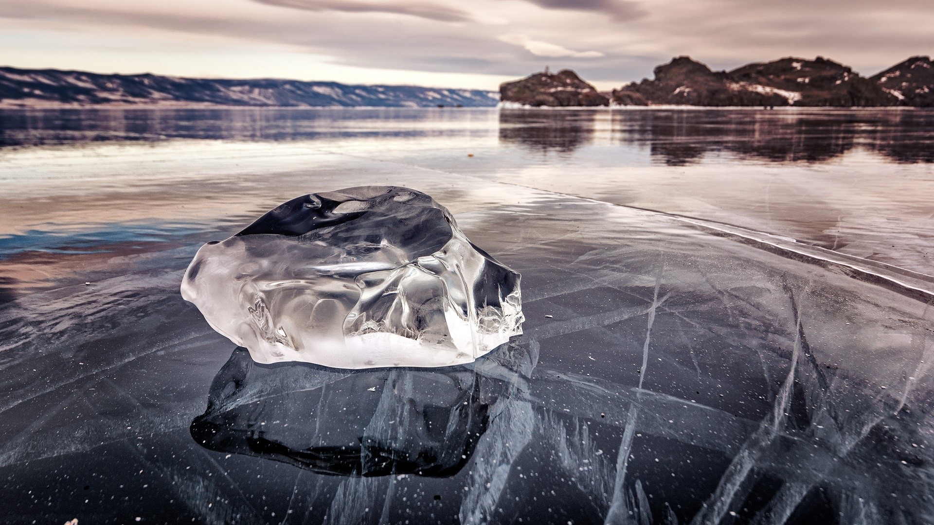 Ice chunk on frozen Lake Baikal, Russia HD Wallpaper