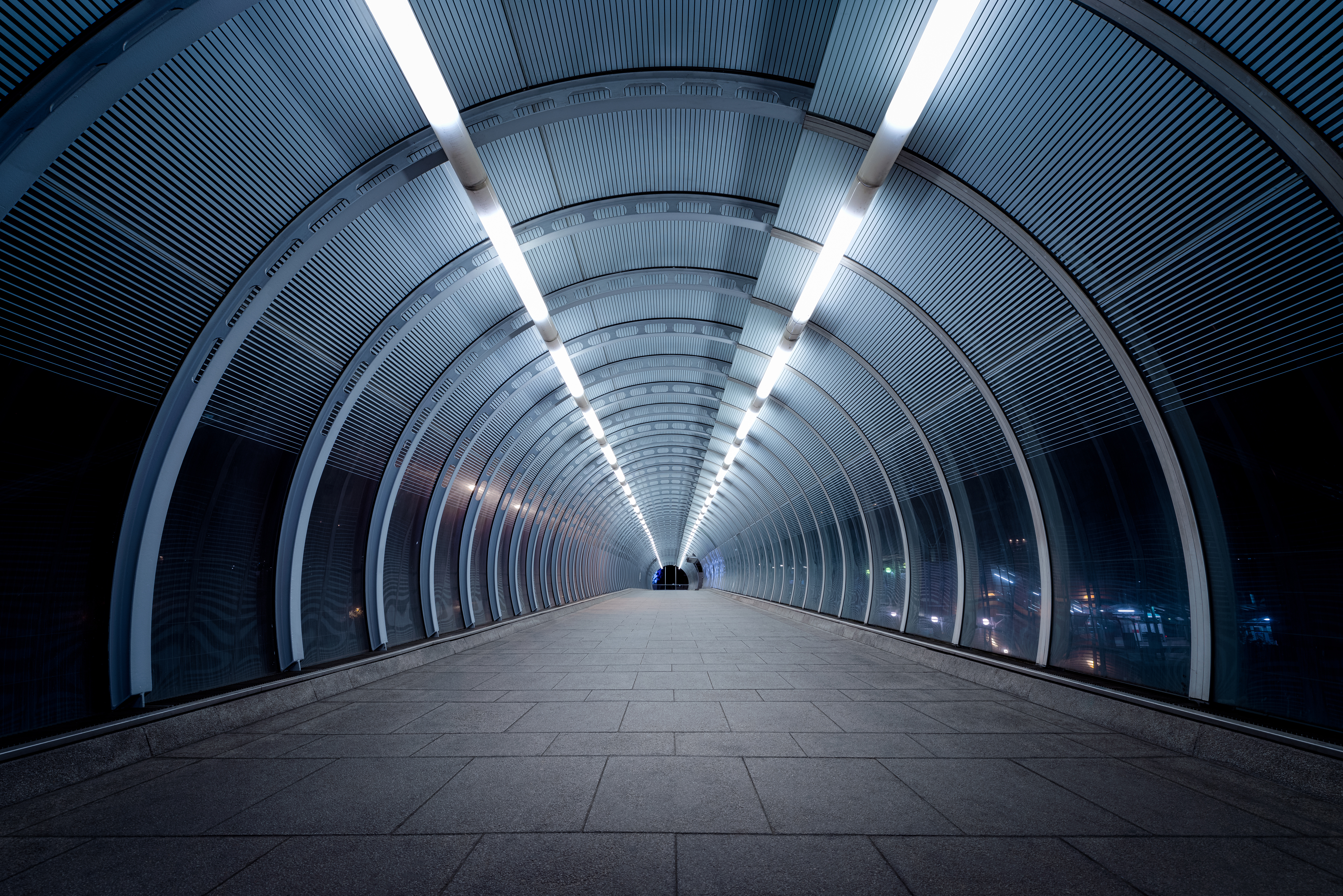Footbridge at Poplar DLR station, London, England HD Wallpaper