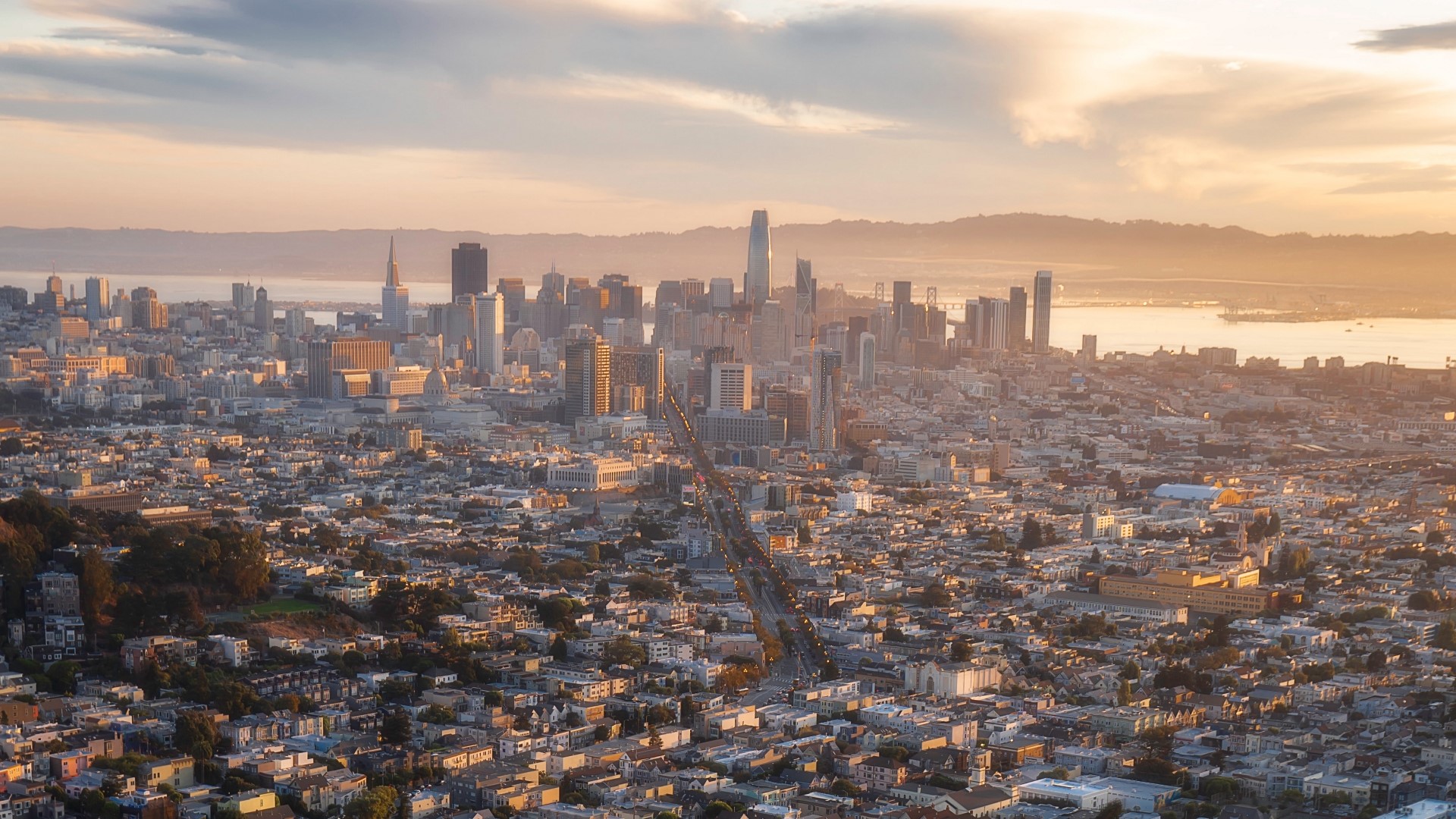 San Francisco skyline at sunset HD Wallpaper