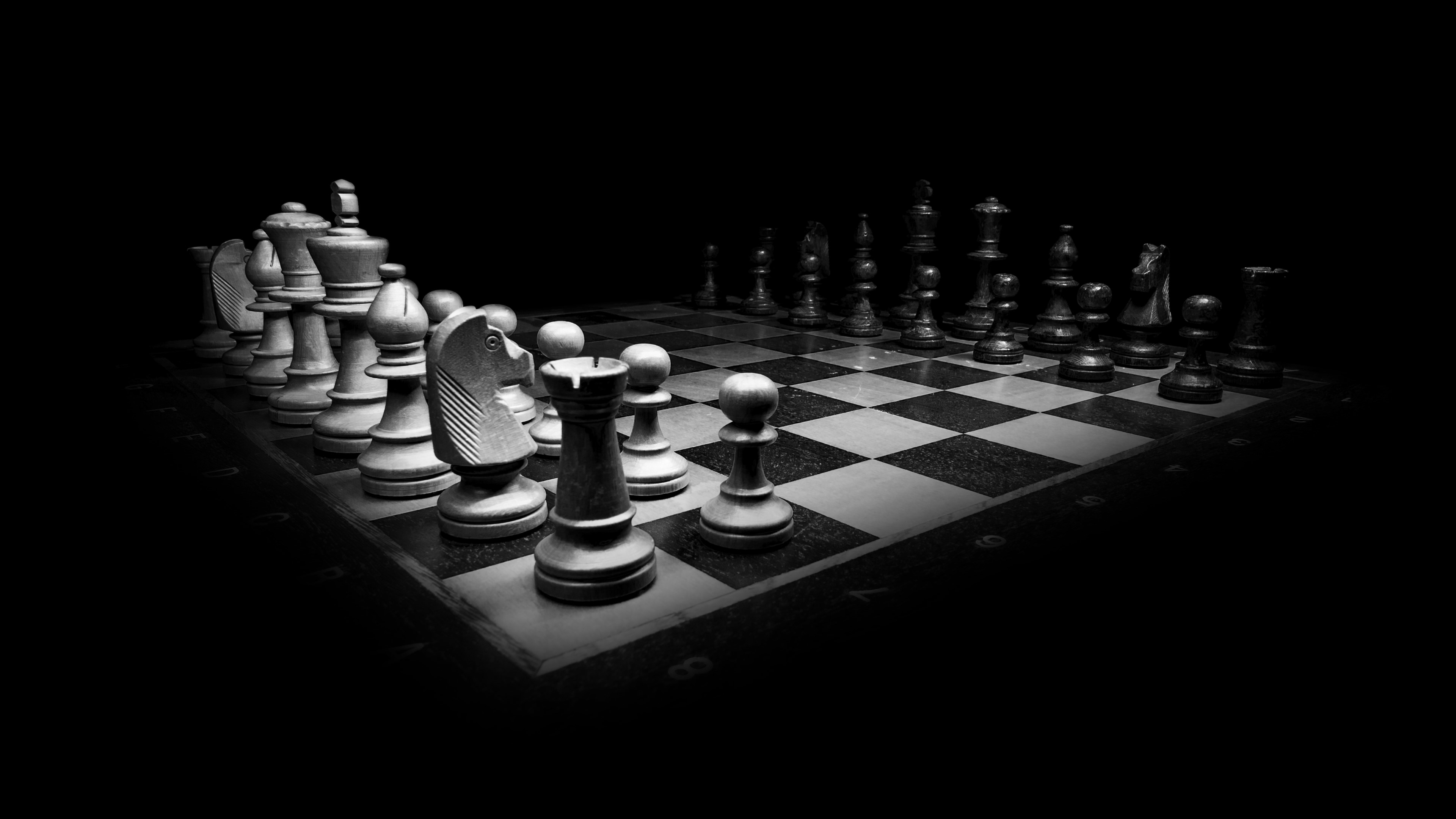 4K Chessboard with Black and White Pieces HD Wallpaper