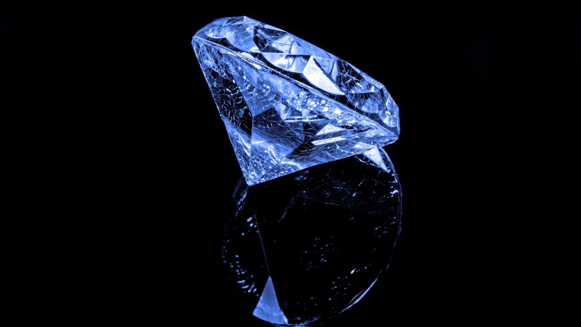 Blue Diamond on Black Background HD Wallpaper