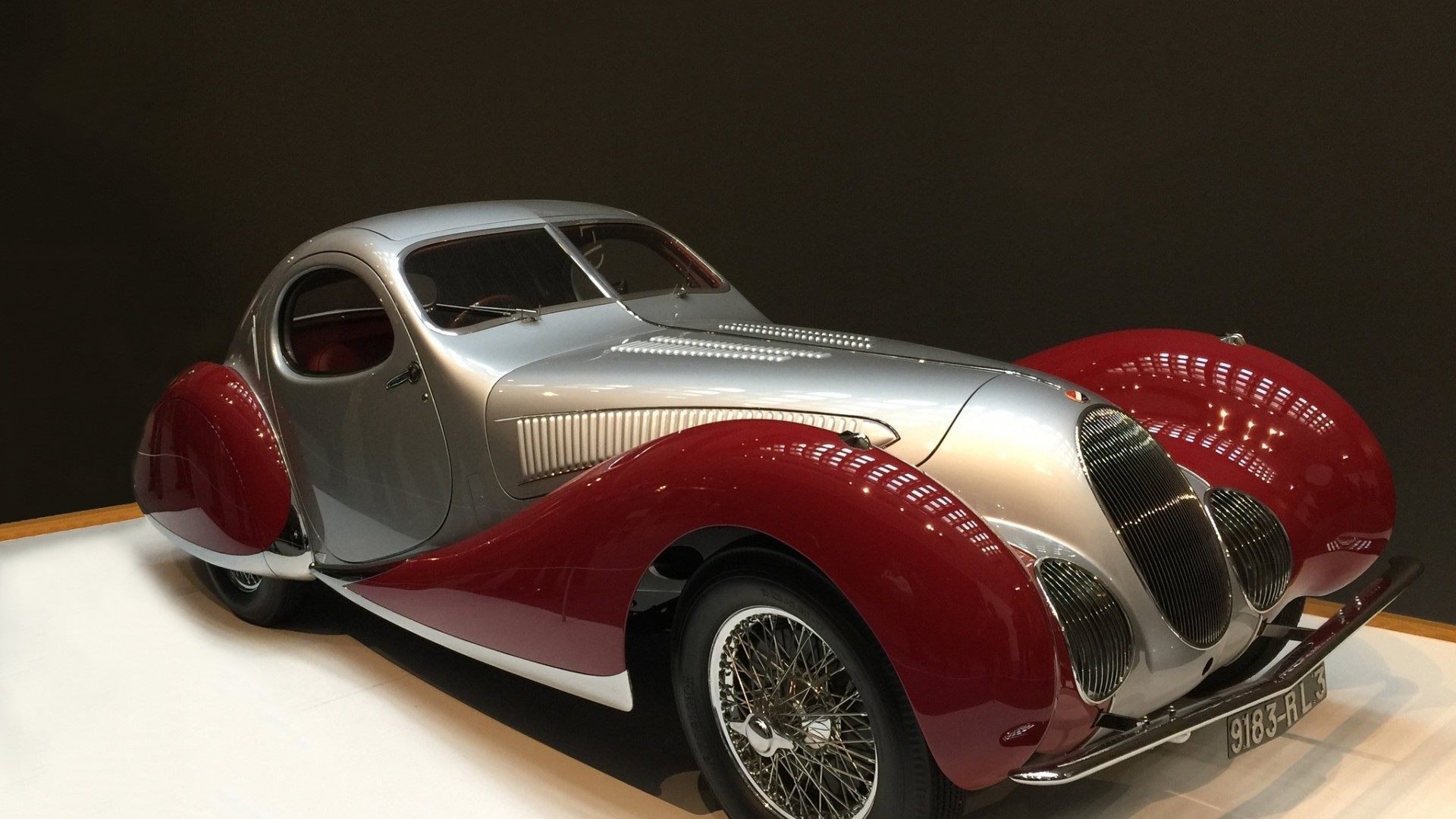 Silver and red vintage coupe car HD Wallpaper