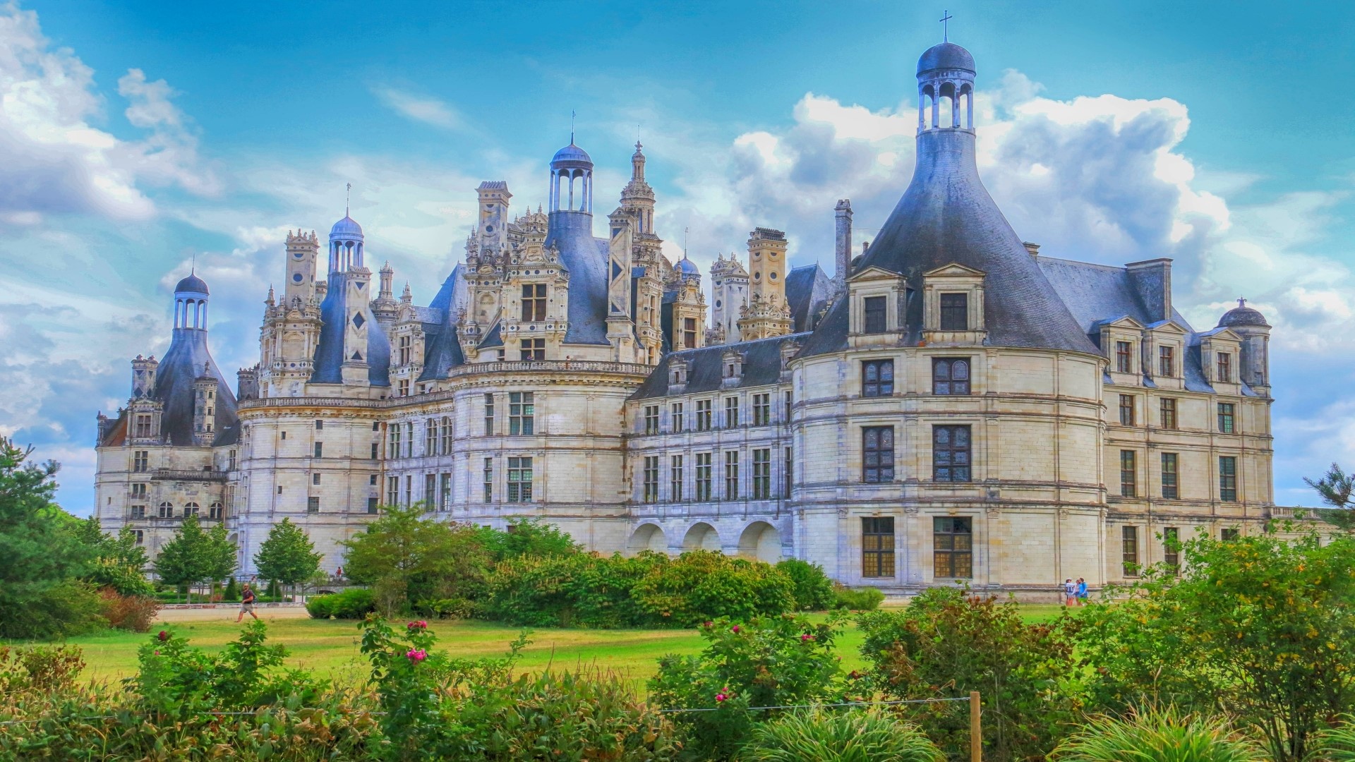 Chateau de Chambord castle in France HD Wallpaper