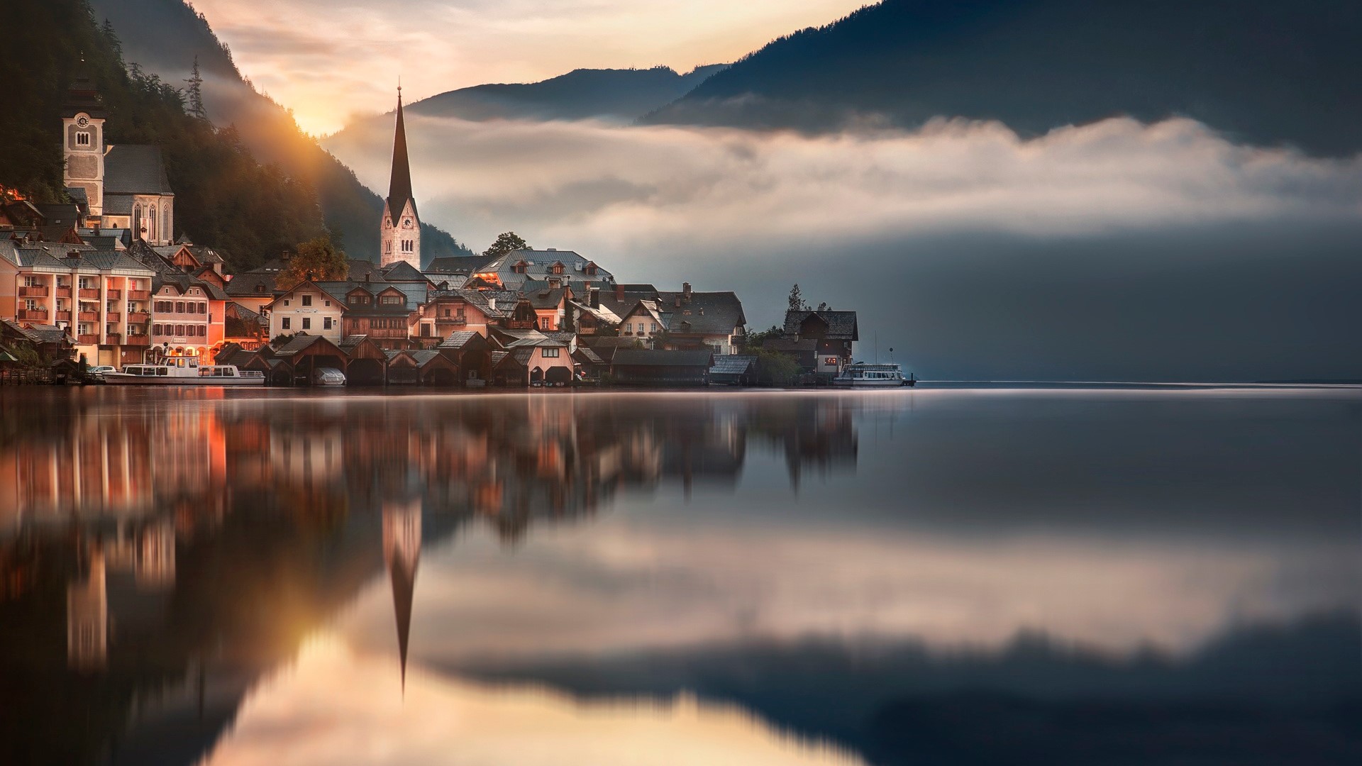Hallstatt, Austria at sunrise with lake reflection HD Wallpaper