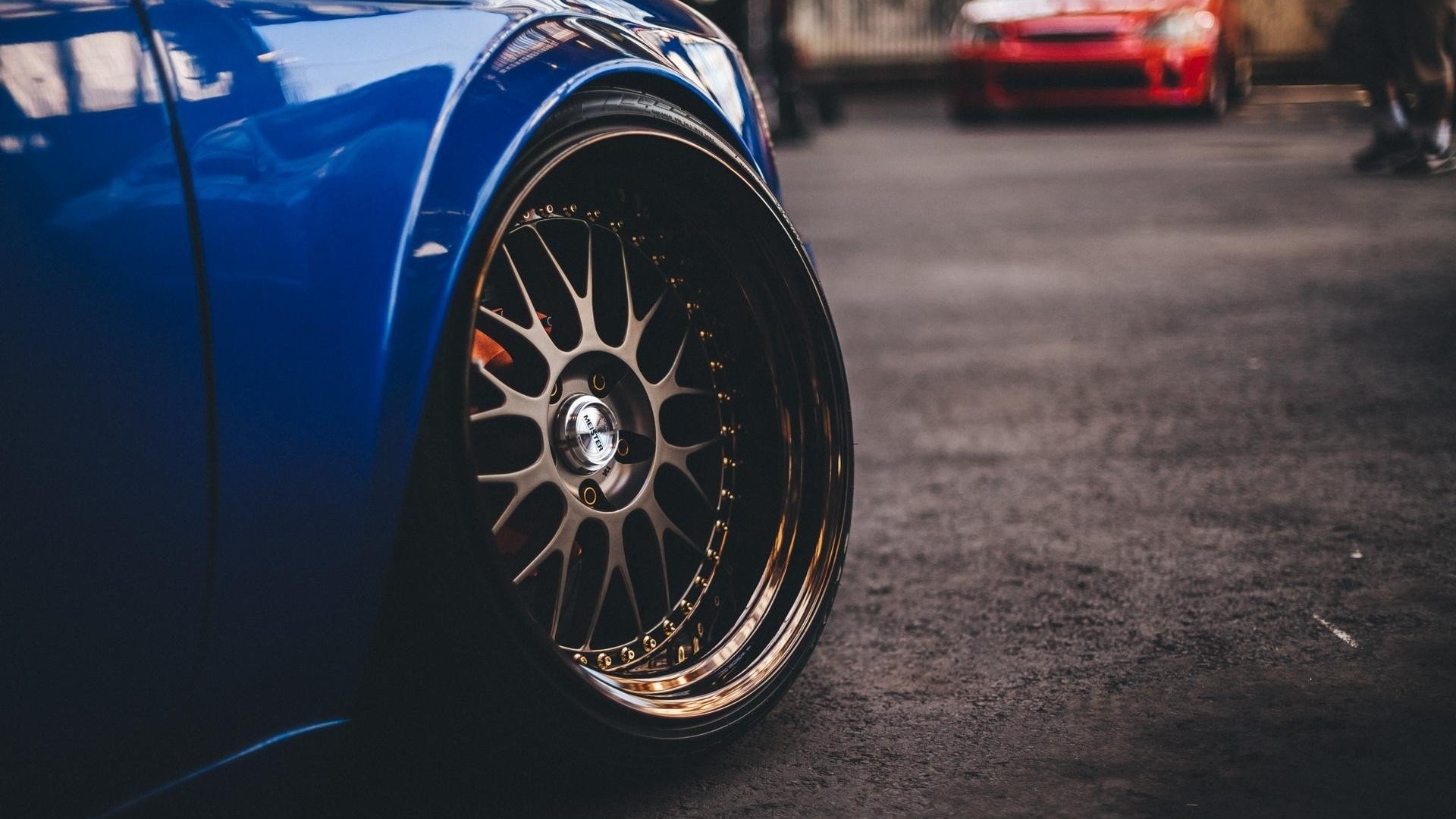 Blue sports car with custom wheel HD Wallpaper