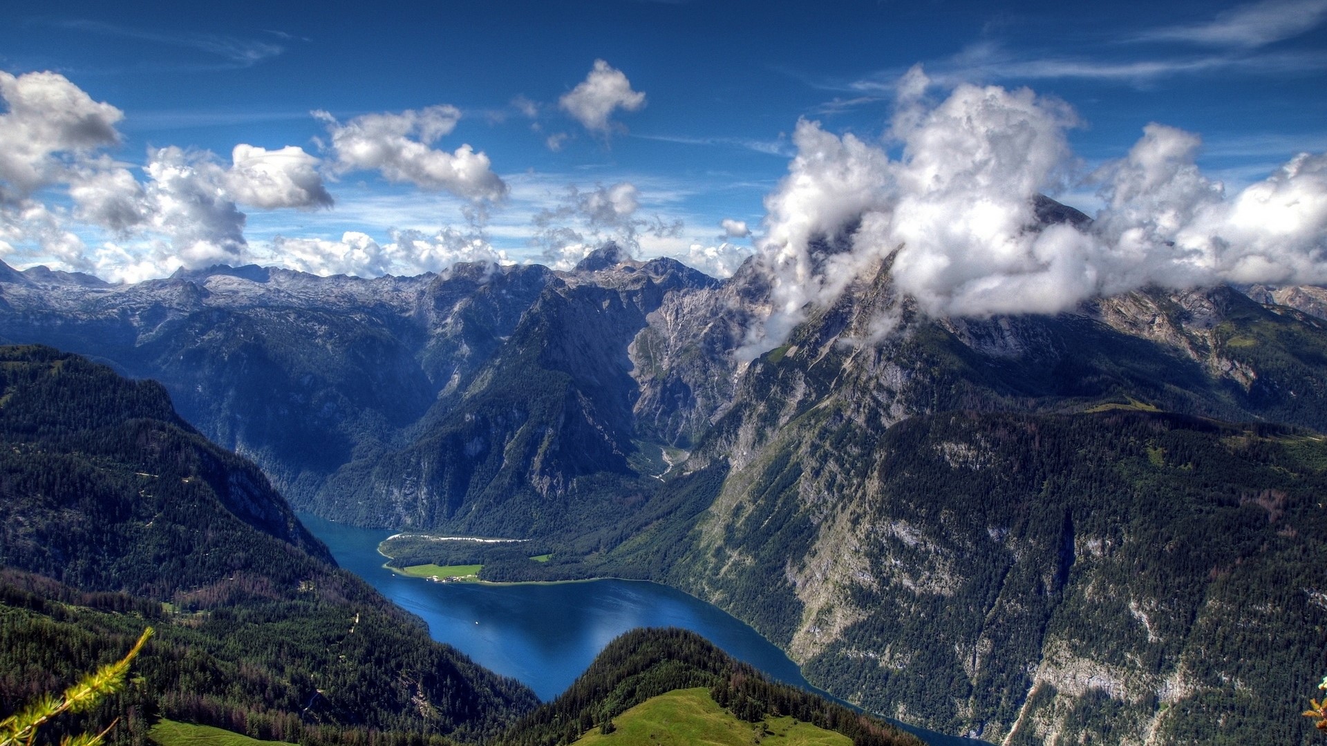 Lake in the Alps, Germany HD Wallpaper