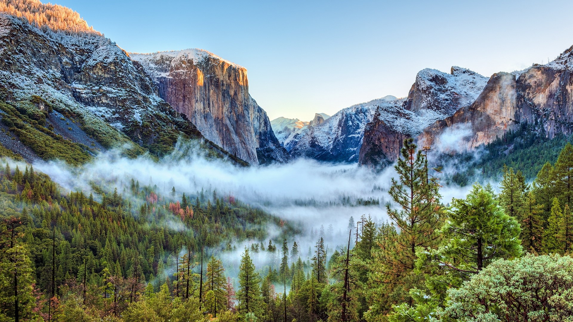 Yosemite National Park with Fog and Snow HD Wallpaper