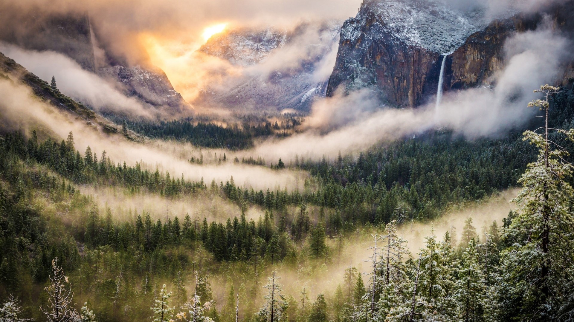 Misty Yosemite Valley with Waterfalls and Mountains HD Wallpaper