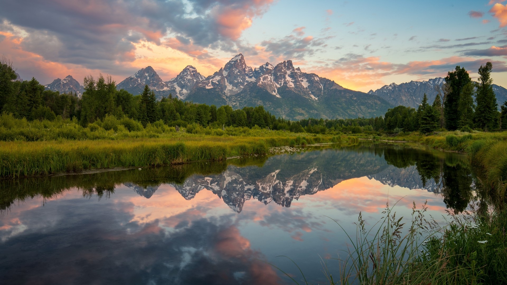 Grand Teton National Park at Sunset HD Wallpaper