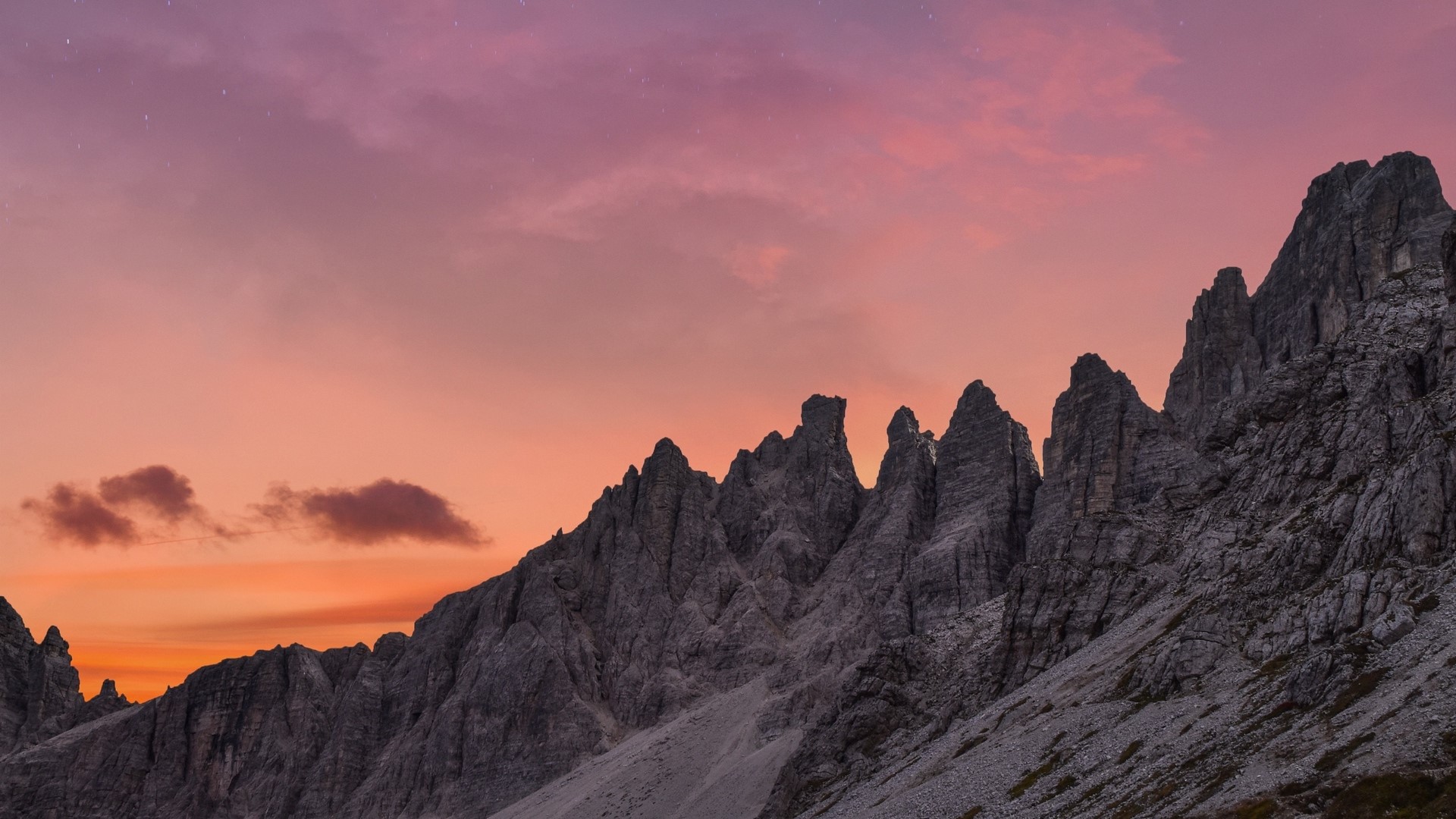 Mountain range at sunset HD Wallpaper