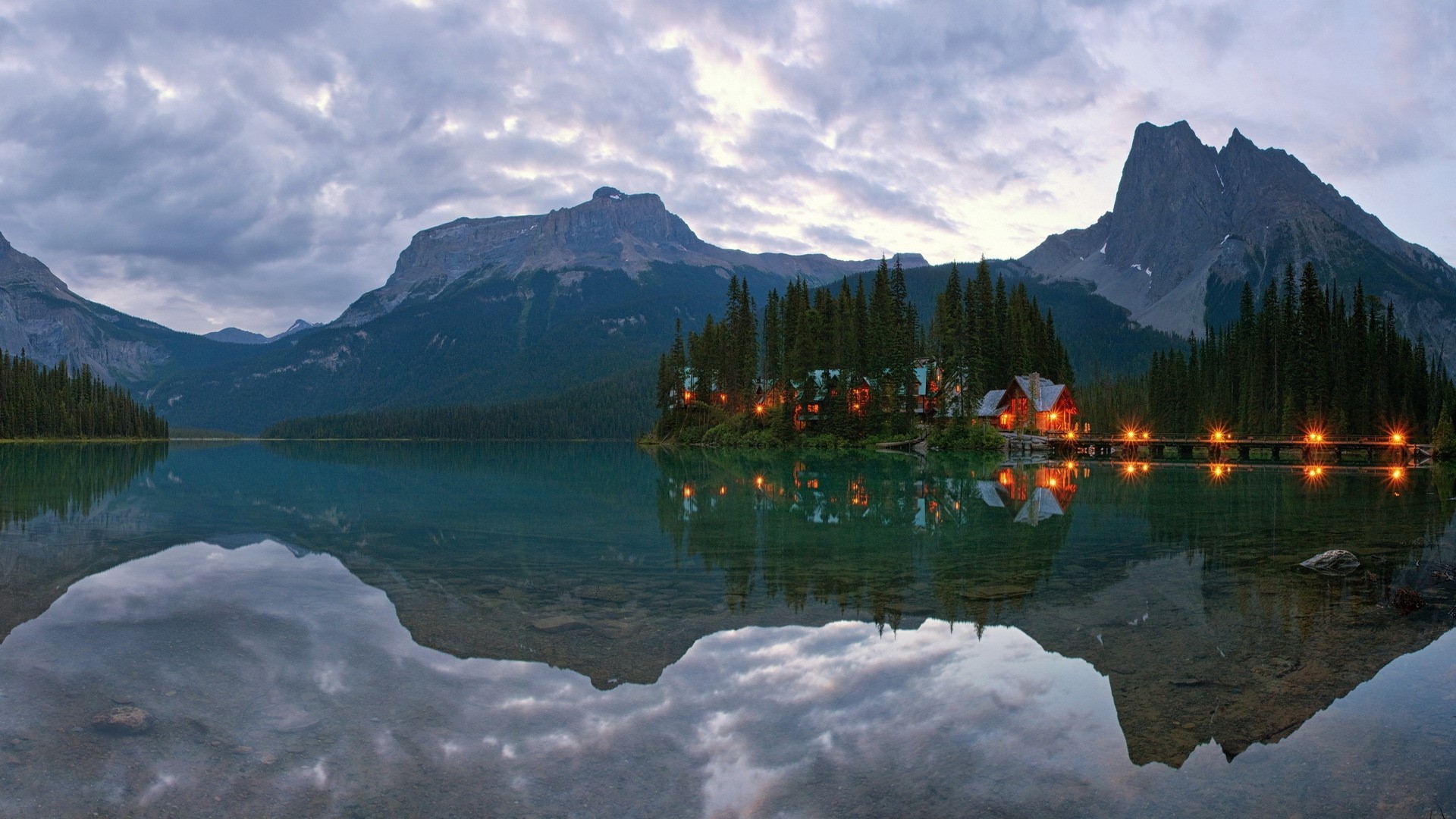 Emerald Lake with Mountains and Lodge HD Wallpaper