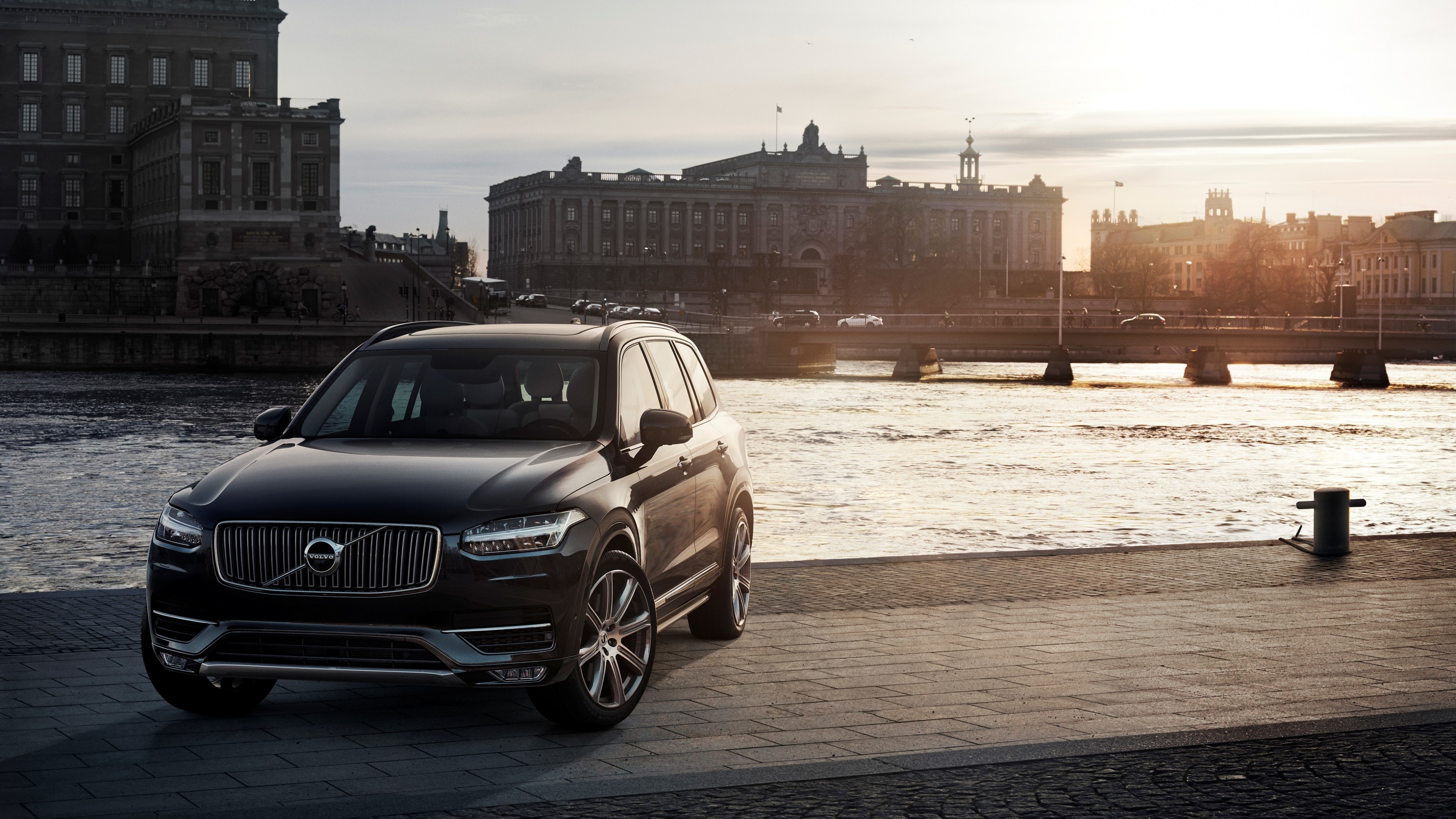 4K Volvo XC90 in Stockholm, Sweden HD Wallpaper