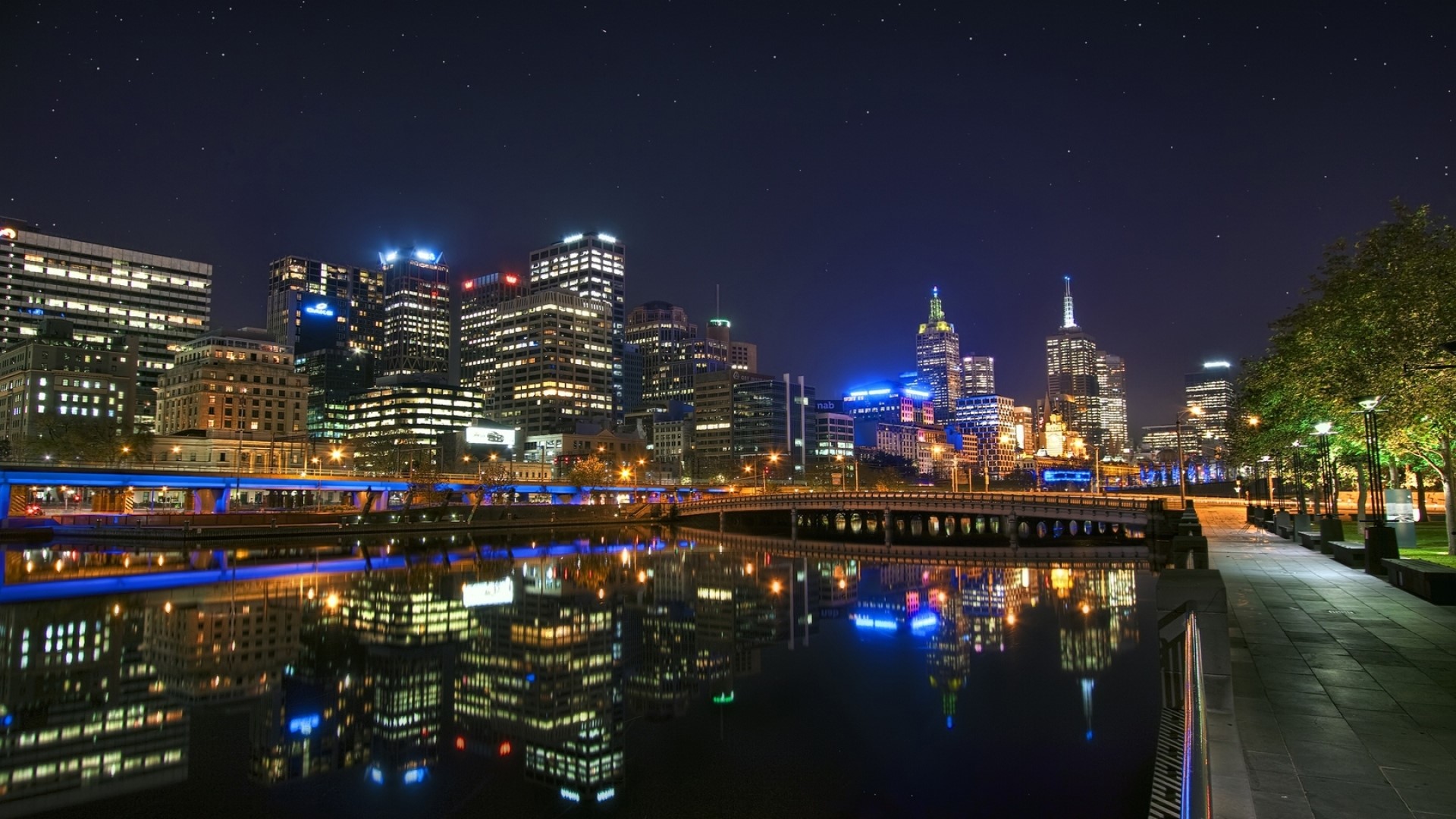 Night view of Melbourne skyline and Yarra River HD Wallpaper