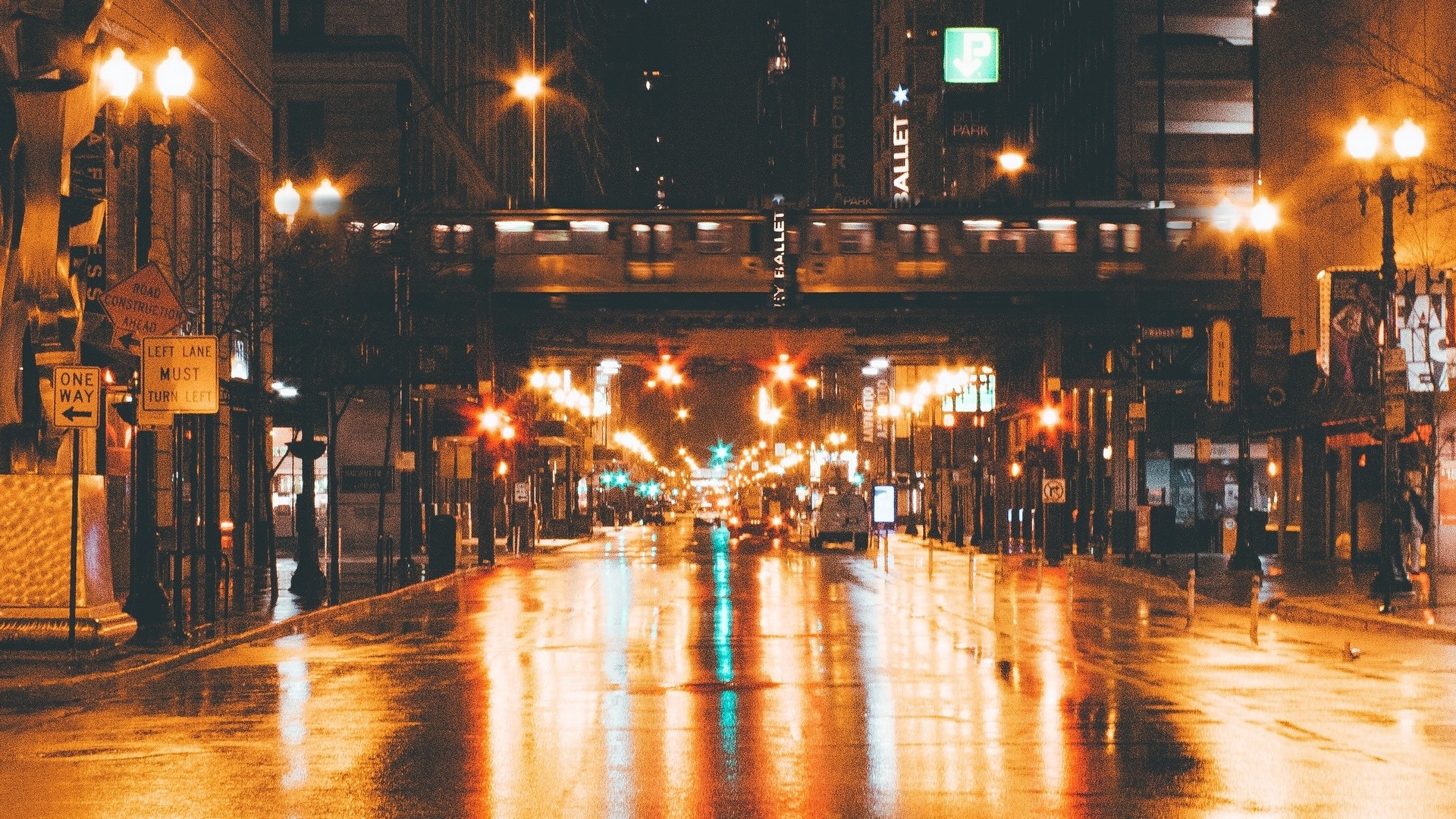 Night street with train and reflections HD Wallpaper