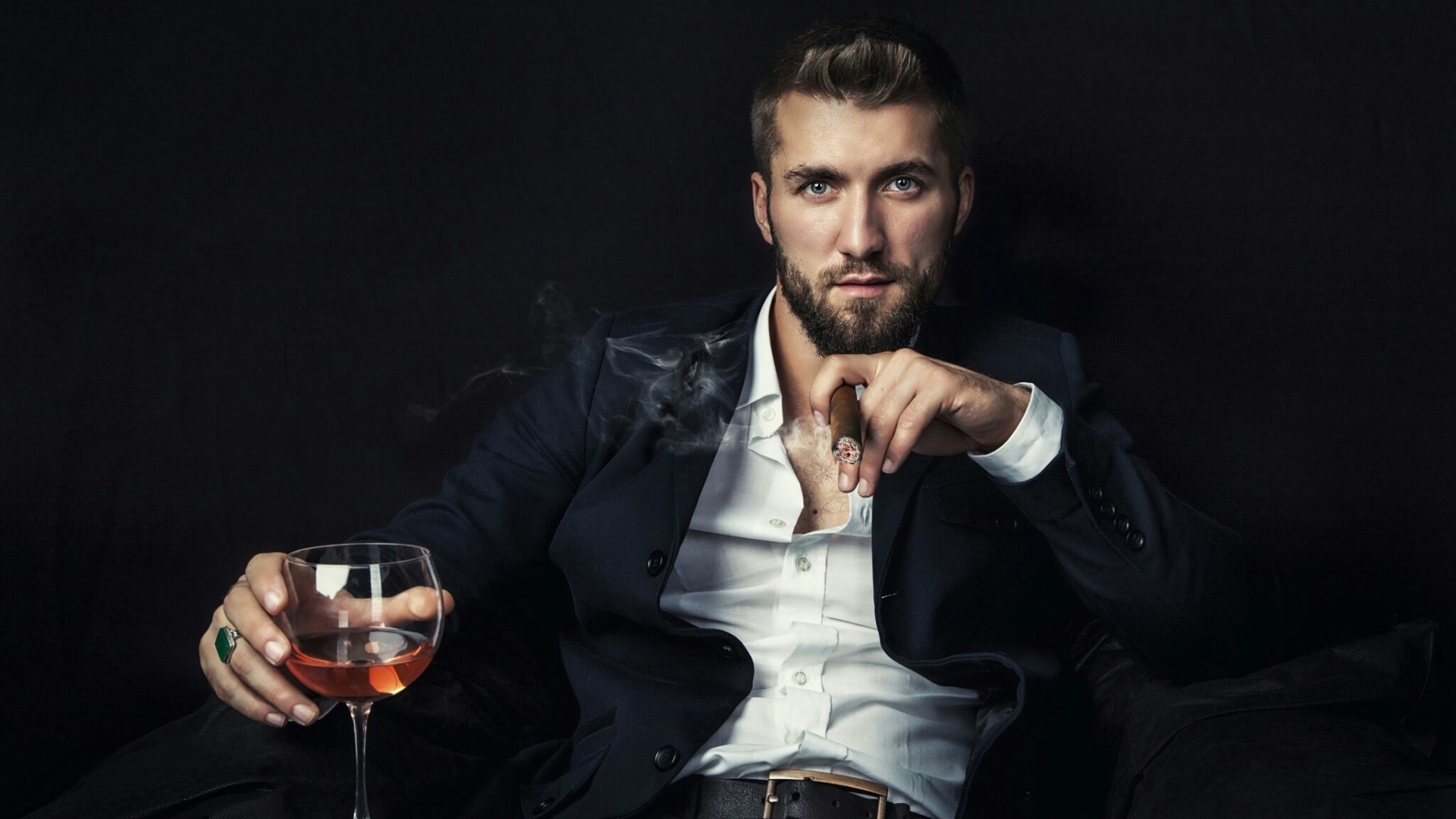Man in Suit Smoking Cigar and Drinking Wine HD Wallpaper