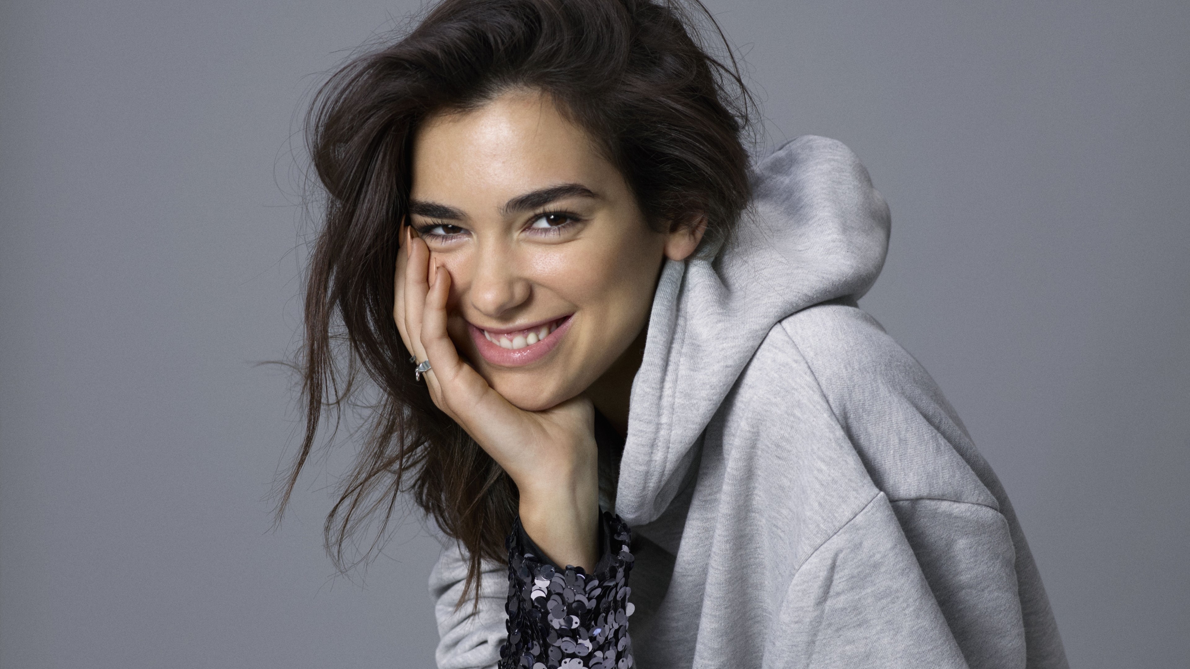 Dua Lipa HD Wallpaper