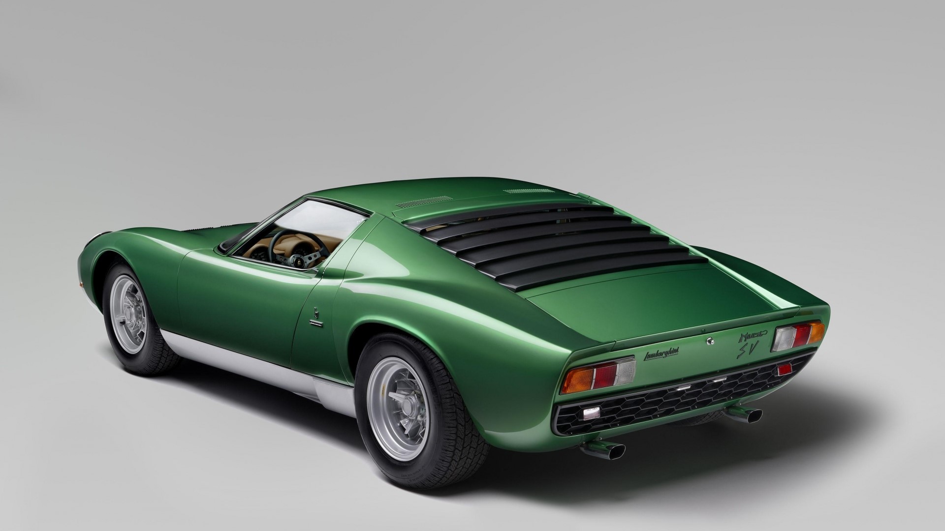 Green Lamborghini Miura SV rear view HD Wallpaper