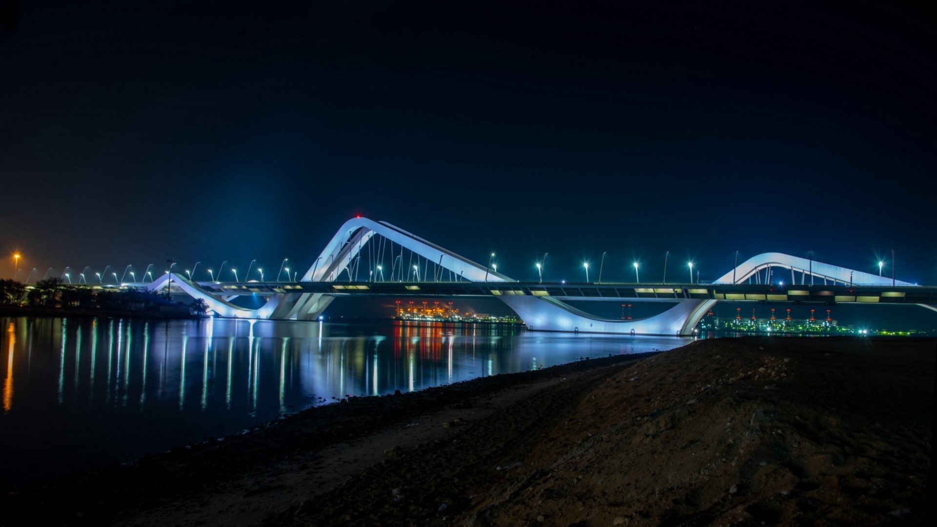 Sheikh Zayed Bridge at night in Abu Dhabi HD Wallpaper