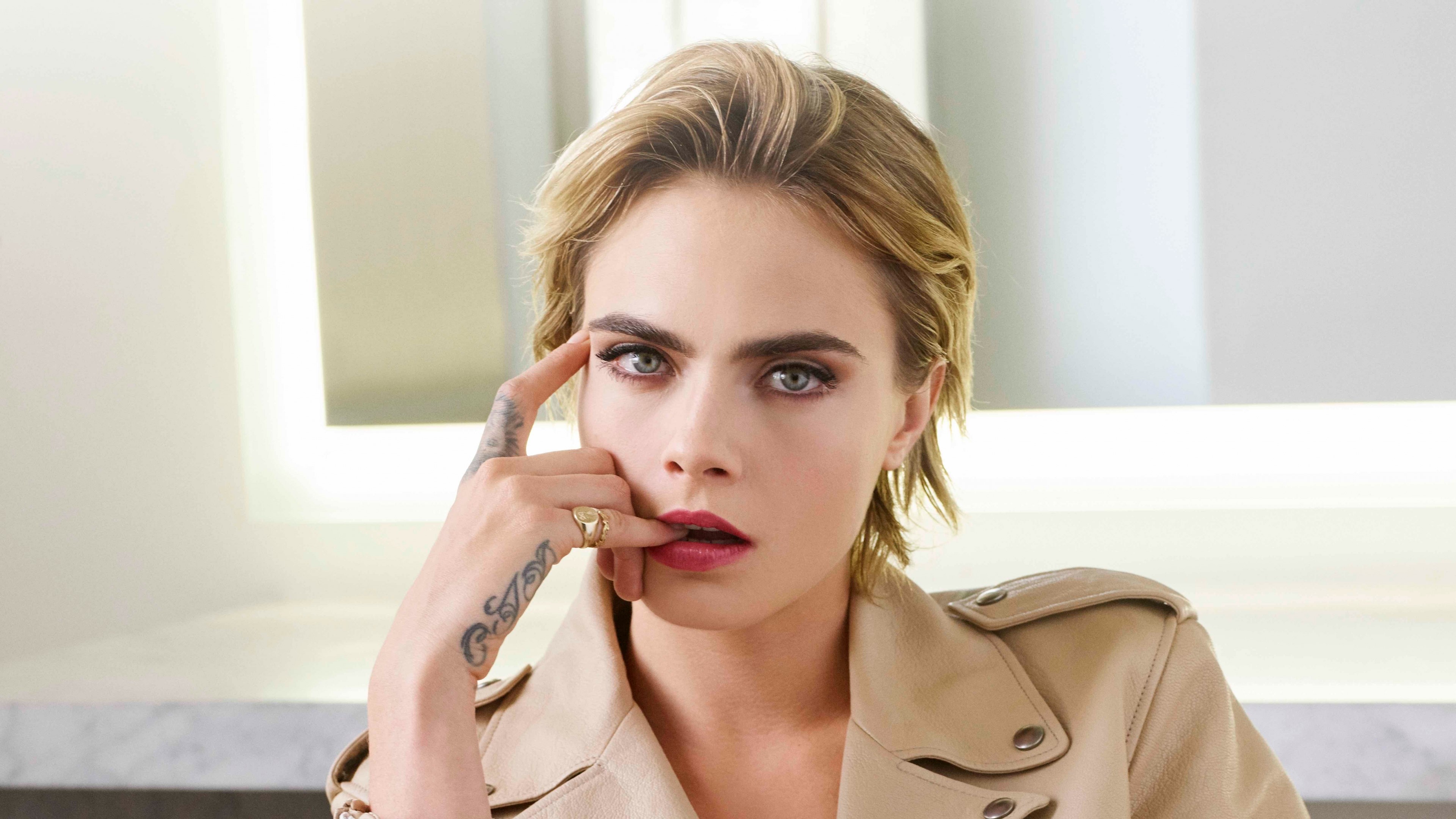 Cara Delevingne HD Wallpaper