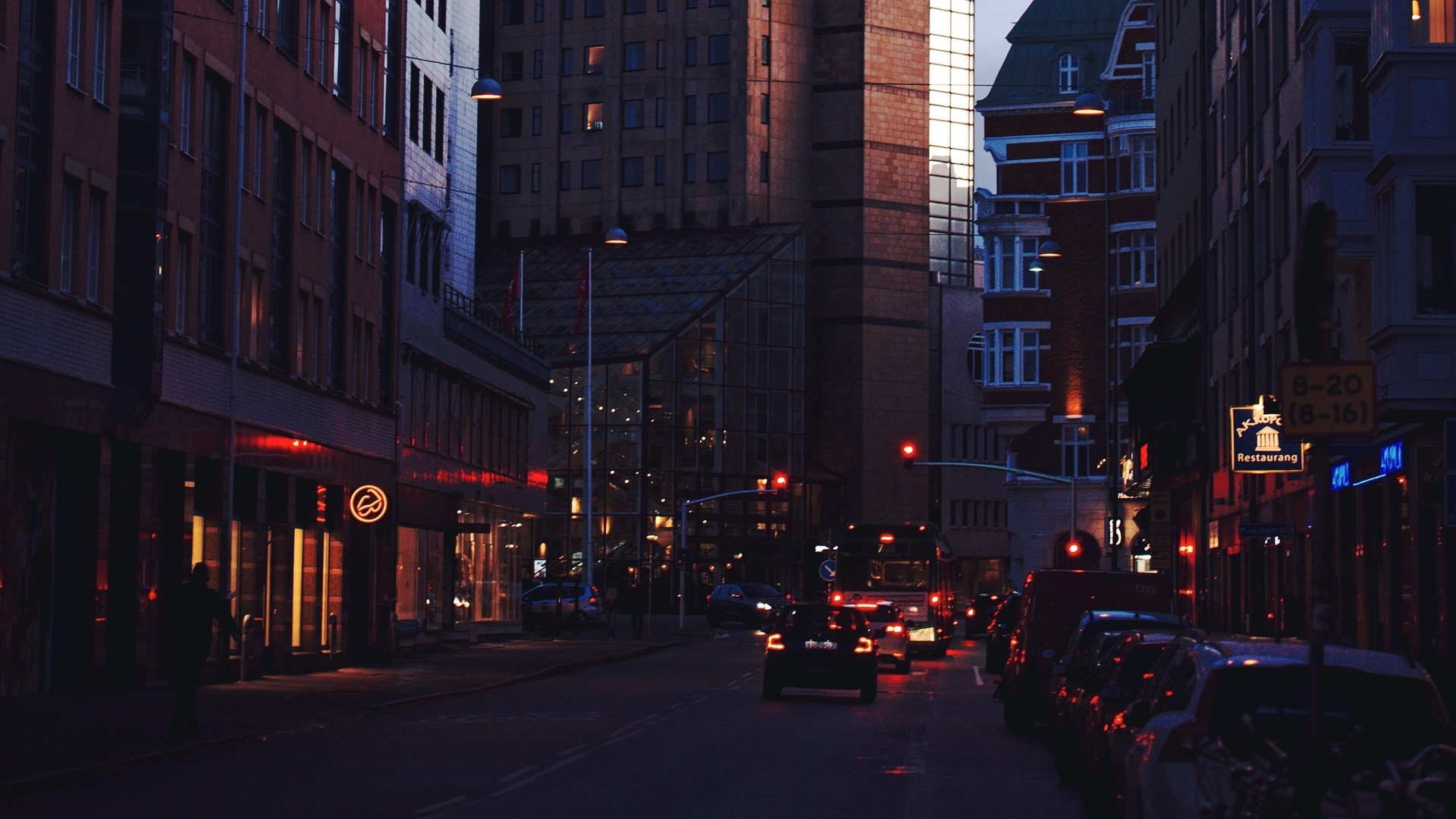 Street scene in Malmo at dusk HD Wallpaper