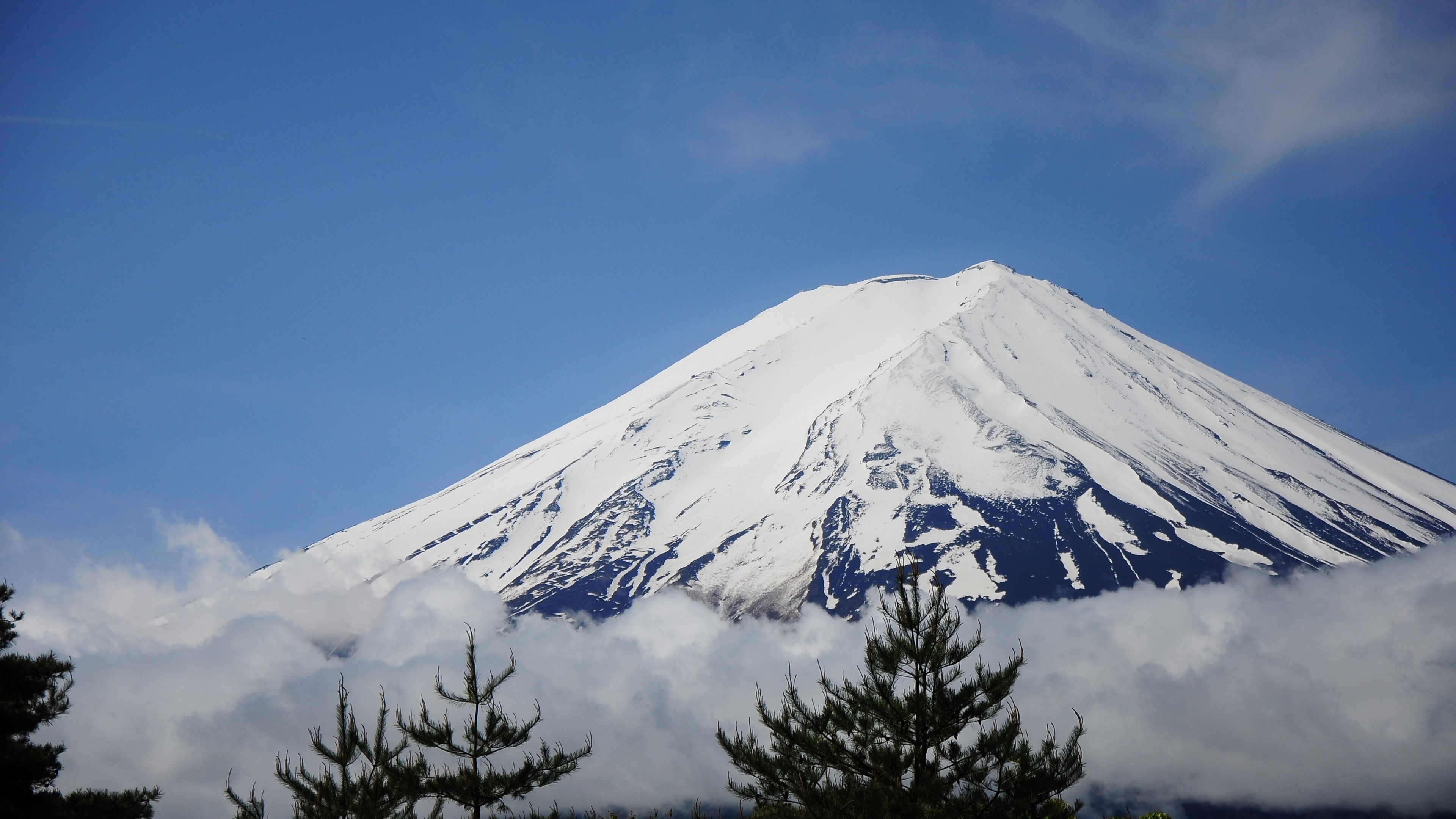 Mount Fuji in Winter Landscape HD Wallpaper
