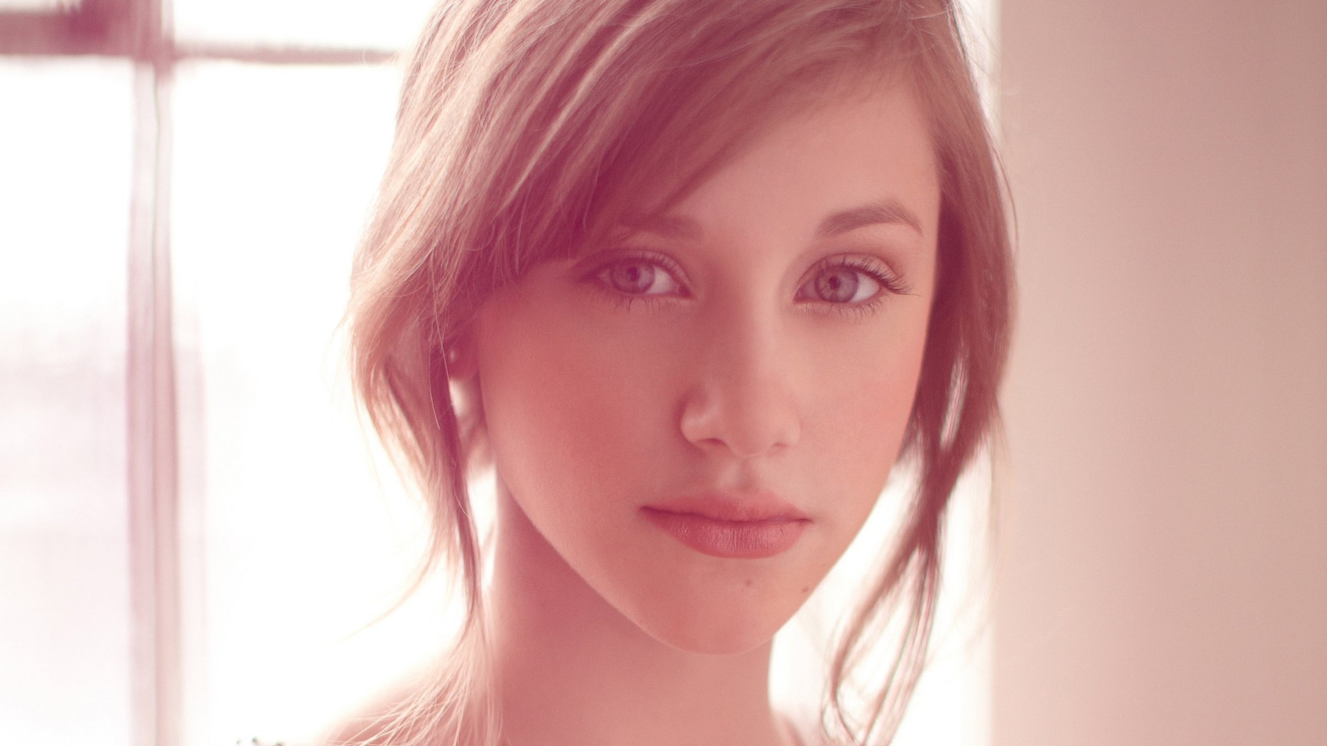 Lili Reinhart portrait HD Wallpaper