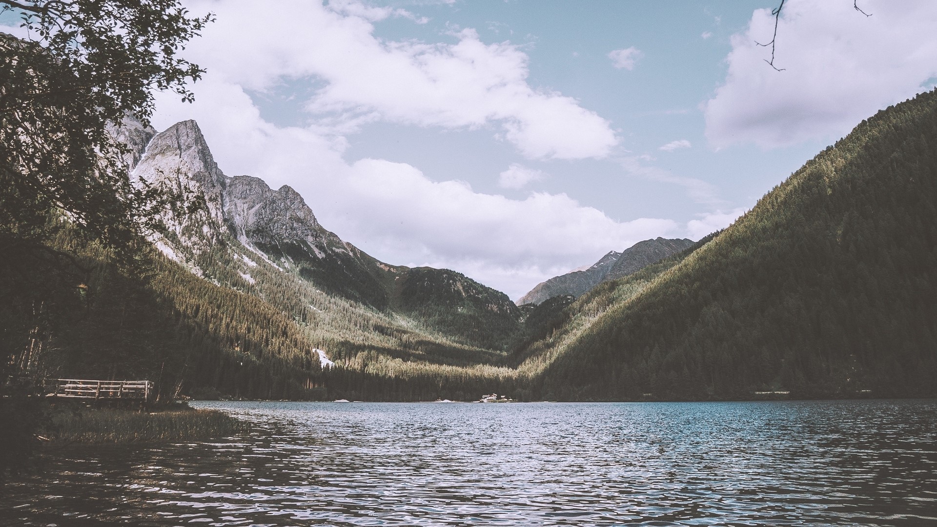 Lake and Mountains Landscape HD Wallpaper