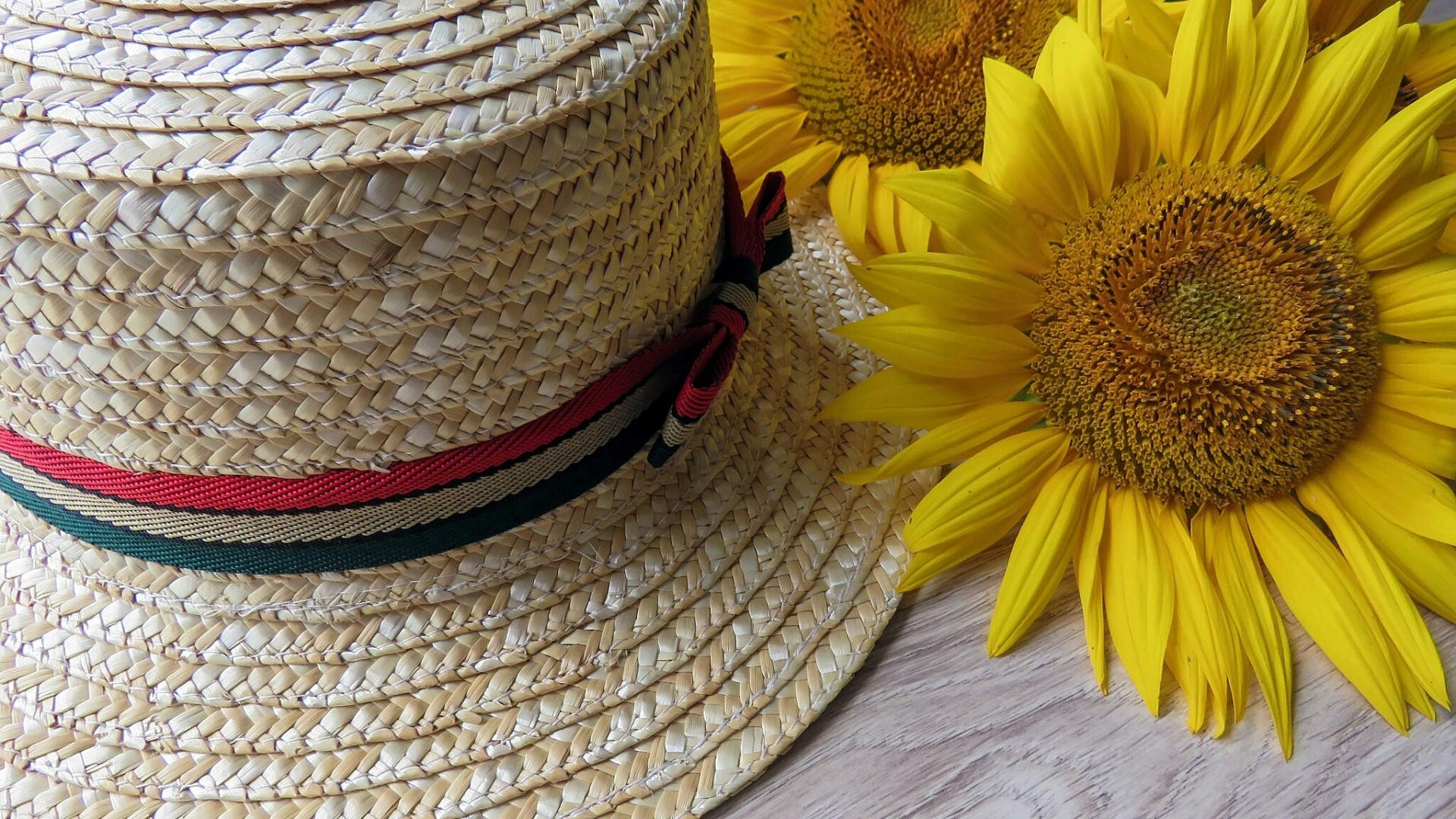 Straw hat with sunflowers HD Wallpaper