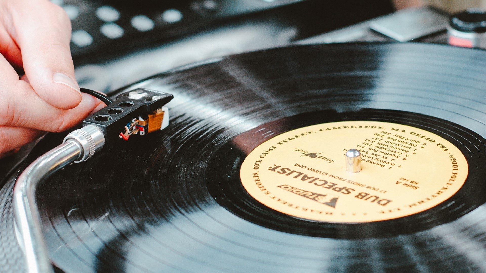 Dub Specialist Vinyl Record HD Wallpaper