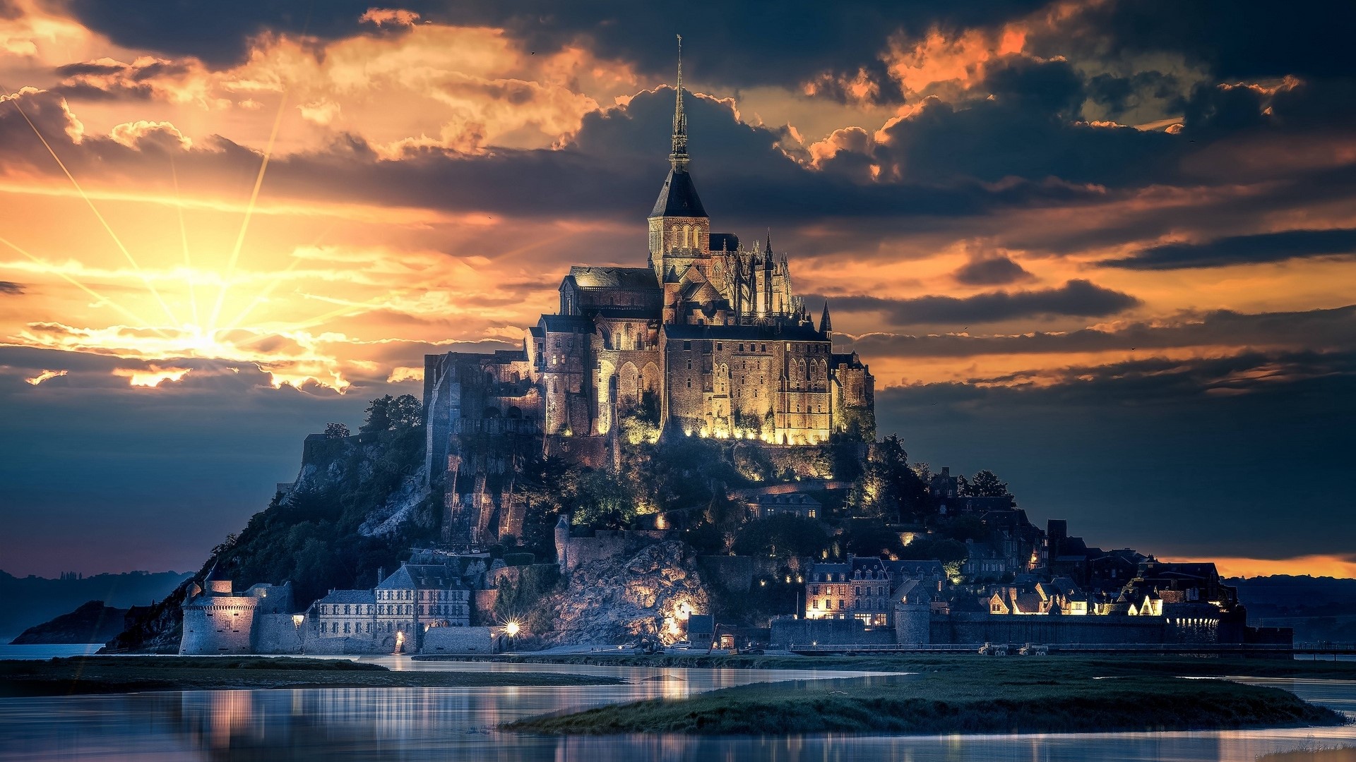 Mont Saint Michel at sunset HD Wallpaper